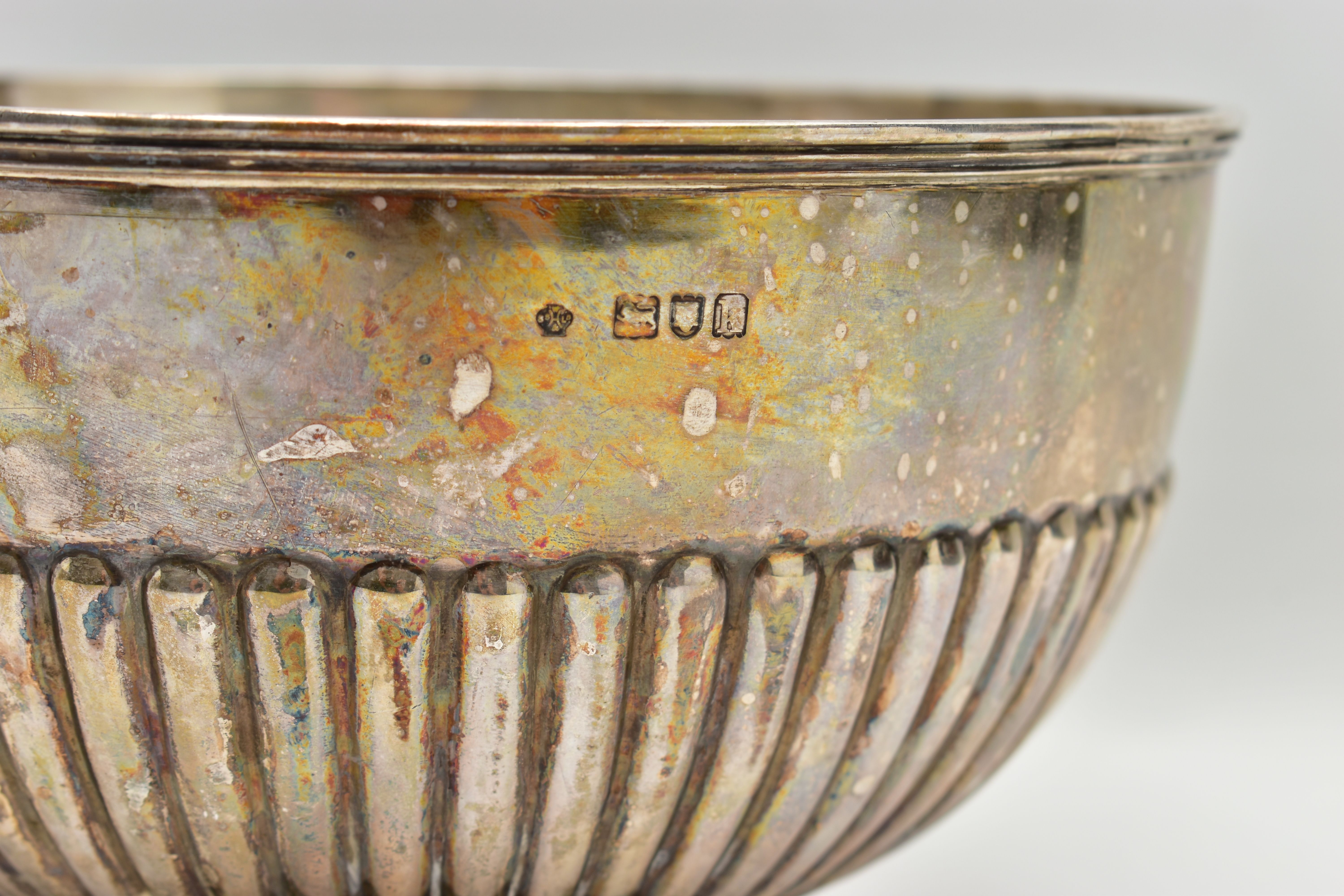 AN EDWARDIAN SILVER PEDESTAL ROSE BOWL, stop reeded decoration to the body and foot, makers - Image 2 of 7