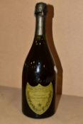 CHAMPAGNE, one bottle of Moet et Chandon a Epernay, cuvee DOM PERIGNON 1971, fill level low neck-