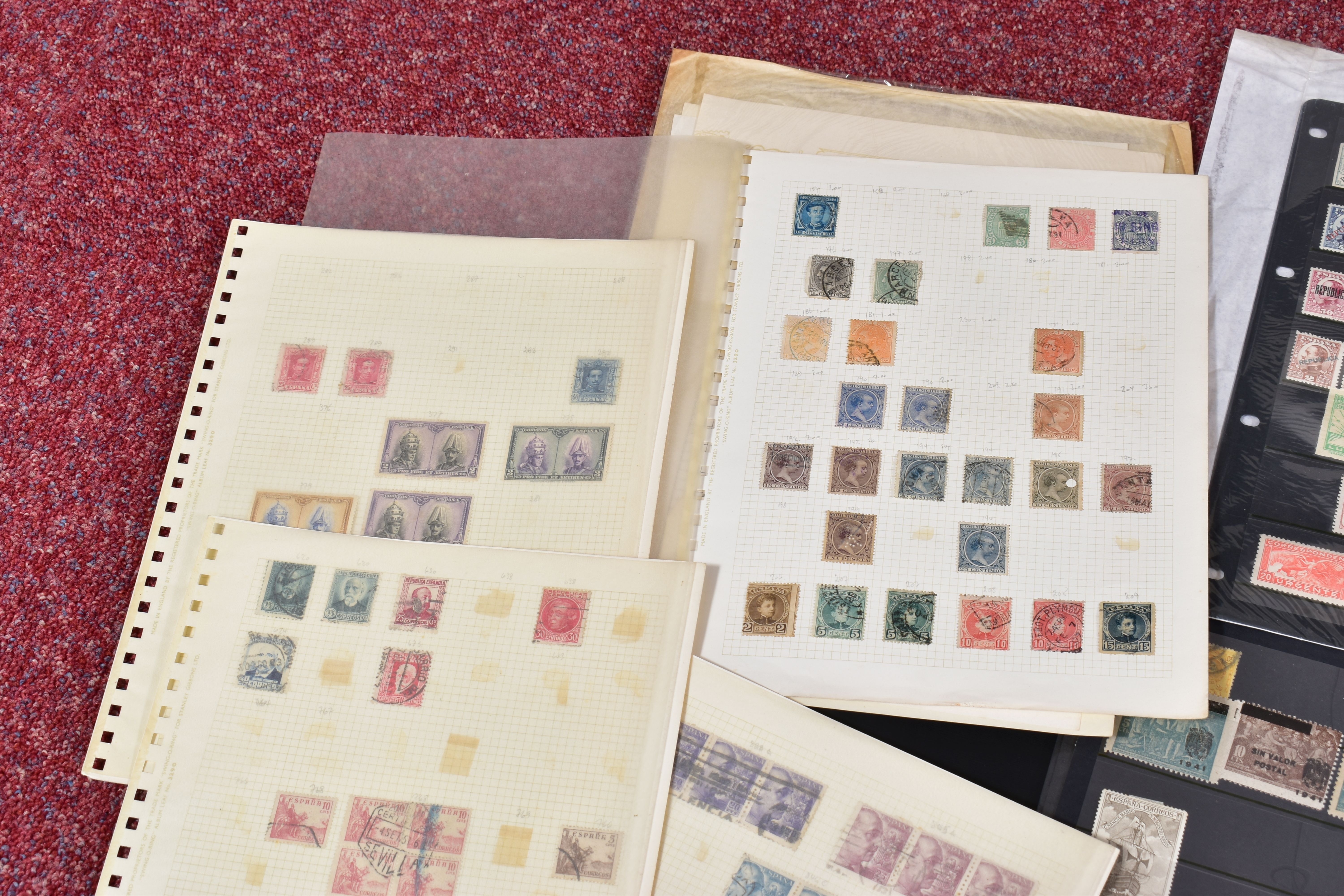 BOX OF STAMPS OF SPAIN FROM FIRST EARLY IMPERFS, mint and used. - Image 10 of 12