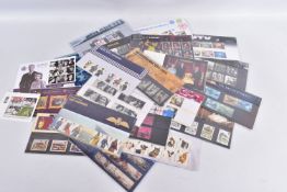 COLLECTION OF EIGHTEEN GB PRESENTATION PACKS, mainly from 2003-2010 with useful face value