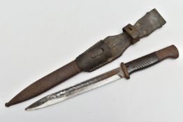 A WORLD WAR TWO GERMAN K98 BAYONET, scabbard and frog as follows blade is marked Horster, but