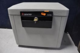 A SENTRY 1170 SAFE BOX, fireproof lockable safe box with key