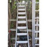 A HBRU DOUBLE EXTENSION LADDER