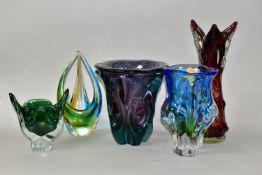 FIVE PIECES OF STUDIO GLASS, comprising a purple and aqua Murano vase, a small green Chribska Cat'