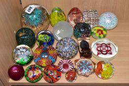 A GROUP OF PAPERWEIGHTS, to include a Waterford Crystal Cube paperweight, an Alum Bay Glass