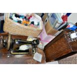 A VINTAGE SINGER SEWING MACHINE AND HABERDASHERY ITEMS ETC, sewing machine is manually operated,