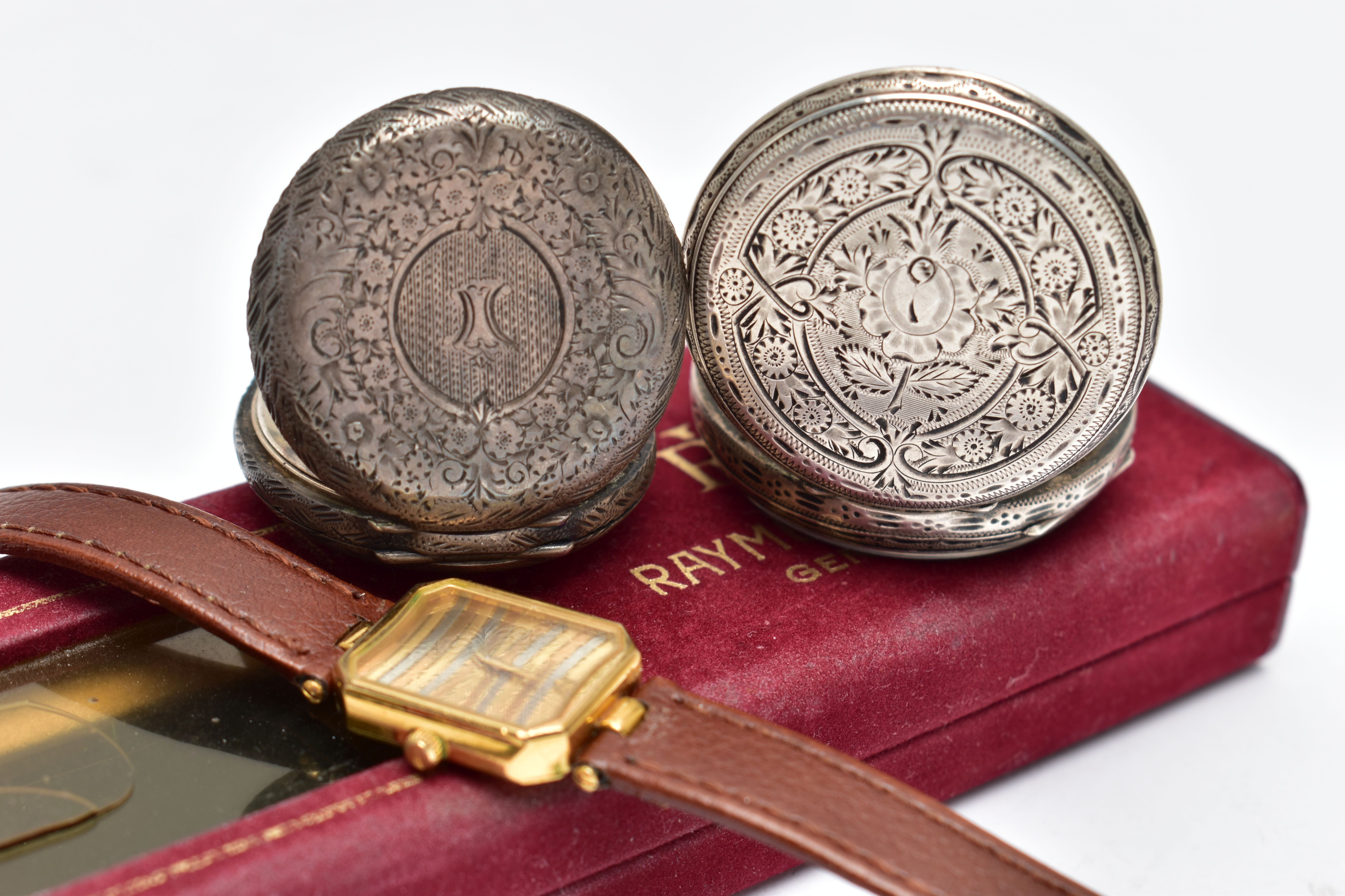 A 'RAYMOND WEIL' 18K GOLD PLATED WRISTWATCH AND TWO POCKET WATCHES, quartz movement, rectangular - Image 4 of 7