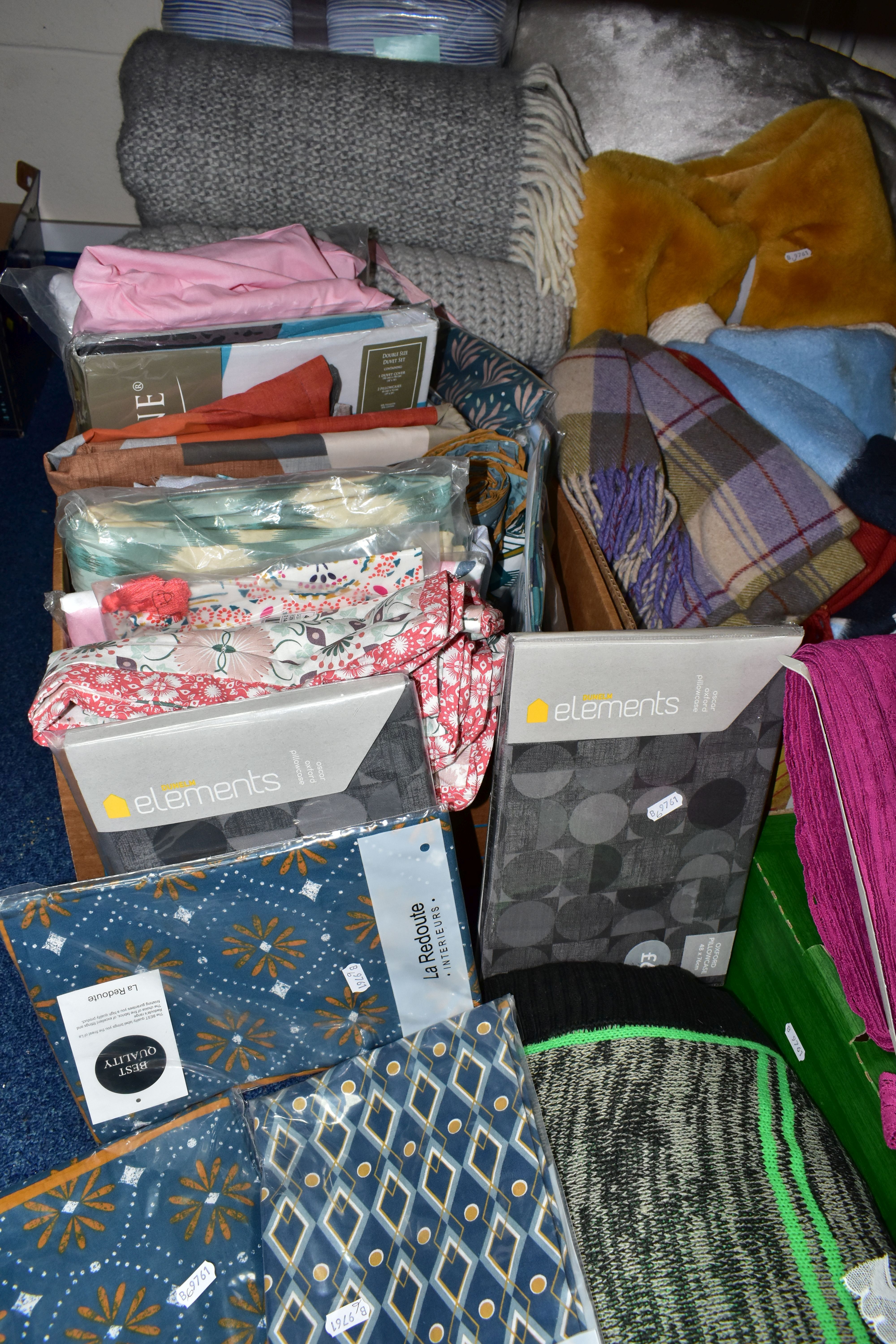 FIVE BOXES OF DUVET COVERS, PILLOW CASES, THROWS AND HABERDASHERY ETC, most appear to be in unused - Image 3 of 3