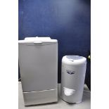 WHITE KNIGHT 28009W SPIN DRYER along with a Blomberg TL45TD reverse action dryer (both PAT pass
