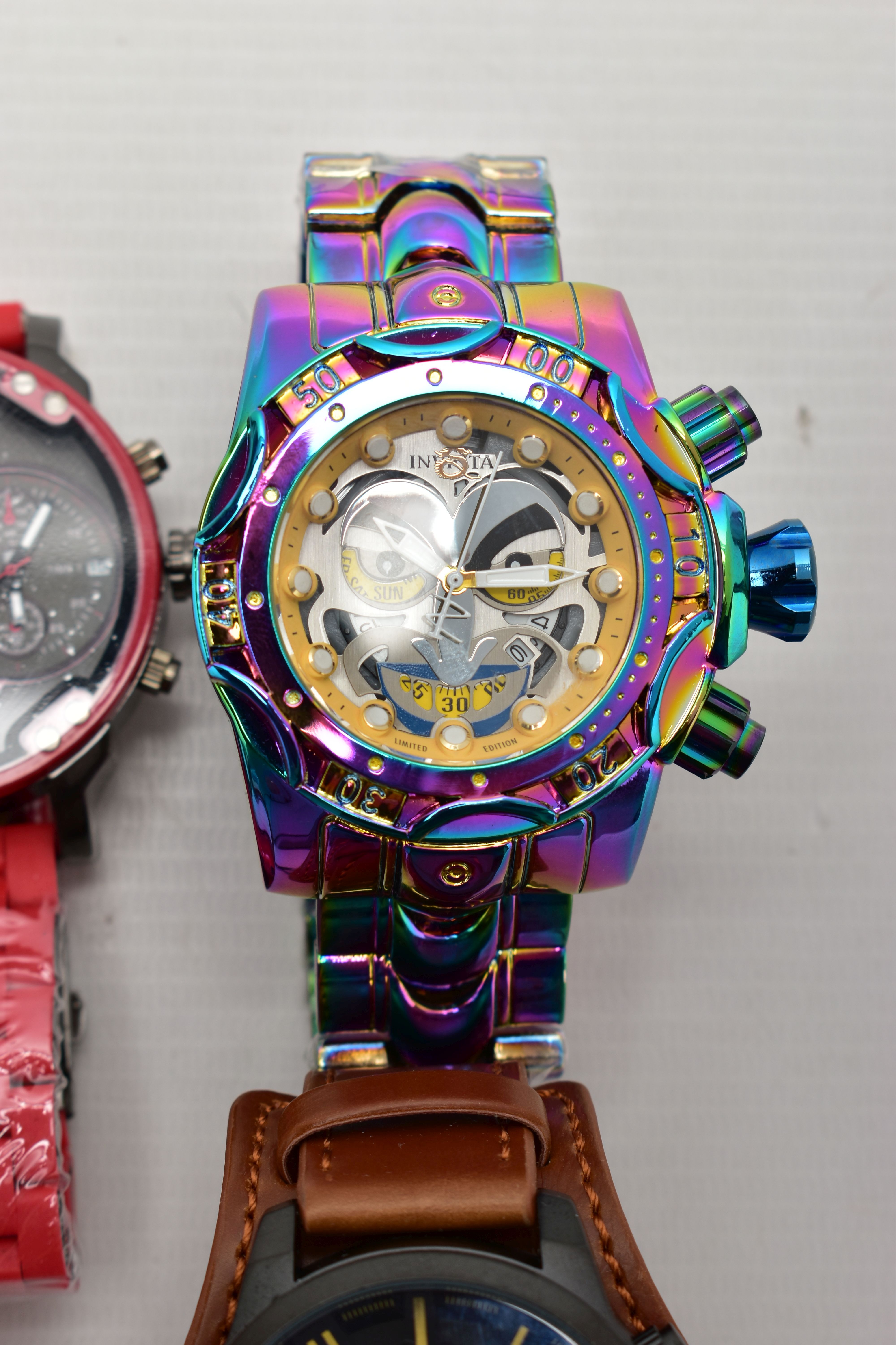 A SELECTION OF GENTS WRISTWATCHES, to include 'Invicta, joker' wristwatch, two 'Curren' - Bild 4 aus 5