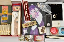 A BOX OF ASSORTED JEWELLERY ITEMS, to include imitation pearls, two yellow metal articulated