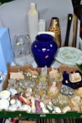 A BOX AND LOOSE CERAMICS, GLASS AND ORNAMENTS ETC, to include a Crown Devon cake stand, ceramic
