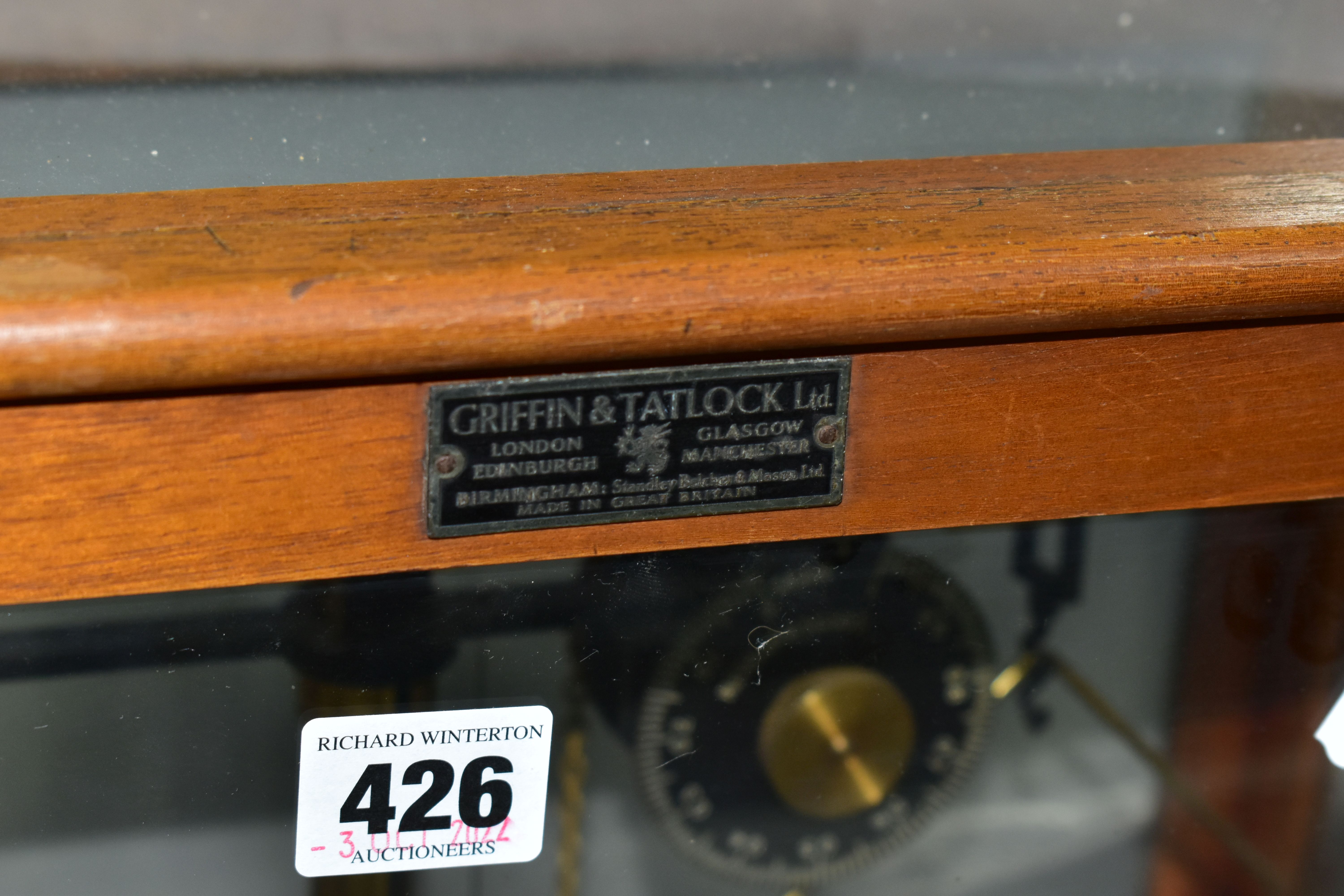 AN OAK CASED SET OF GRIFFIN & TATLOCK LTD SCIENTIFIC SCALES, the Bakelite base marked with maker's - Image 2 of 5
