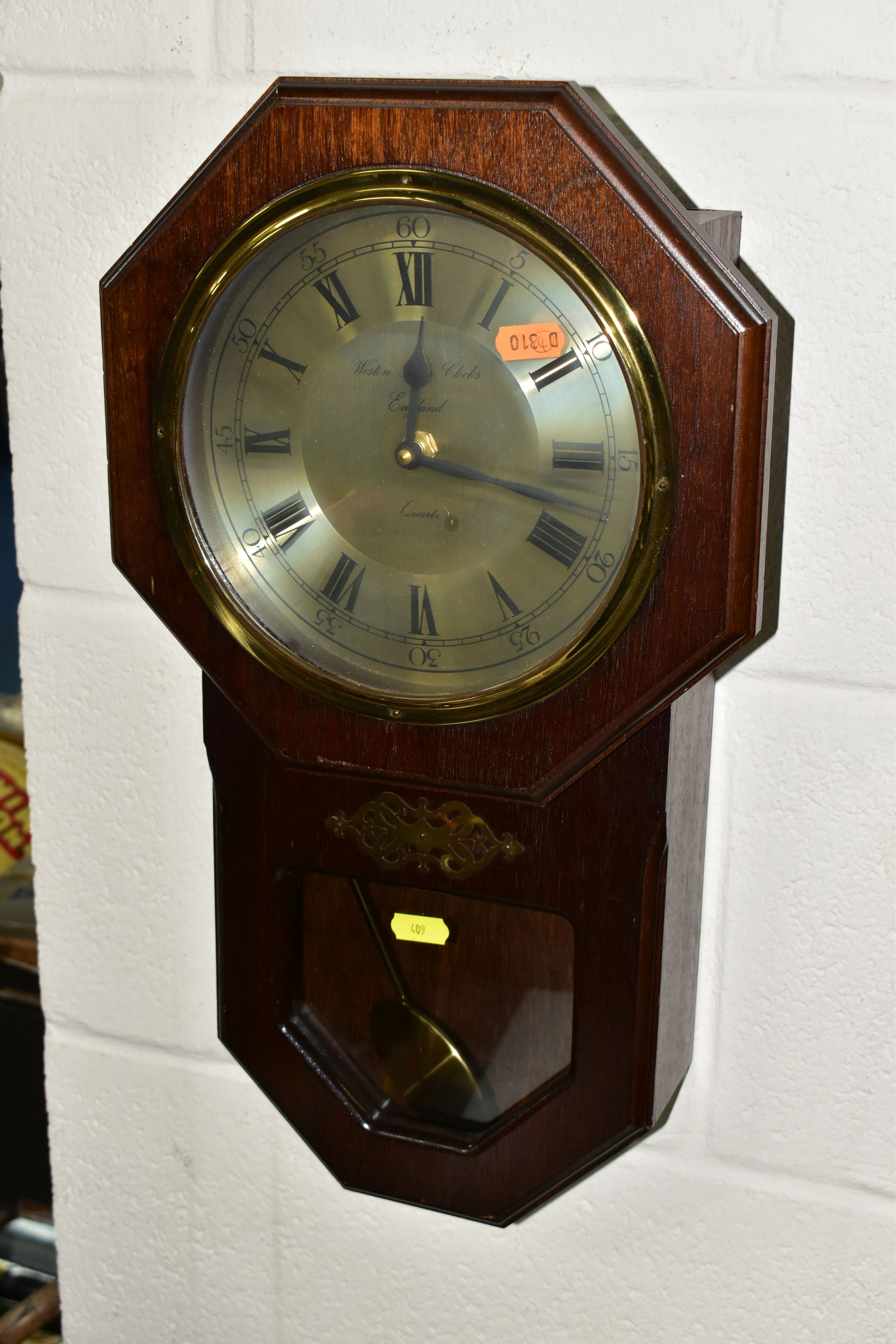 FIVE CLOCKS AND TWO BAROMETERS, comprising a Weston Super quartz wall clock, Hermle quartz - Bild 5 aus 5