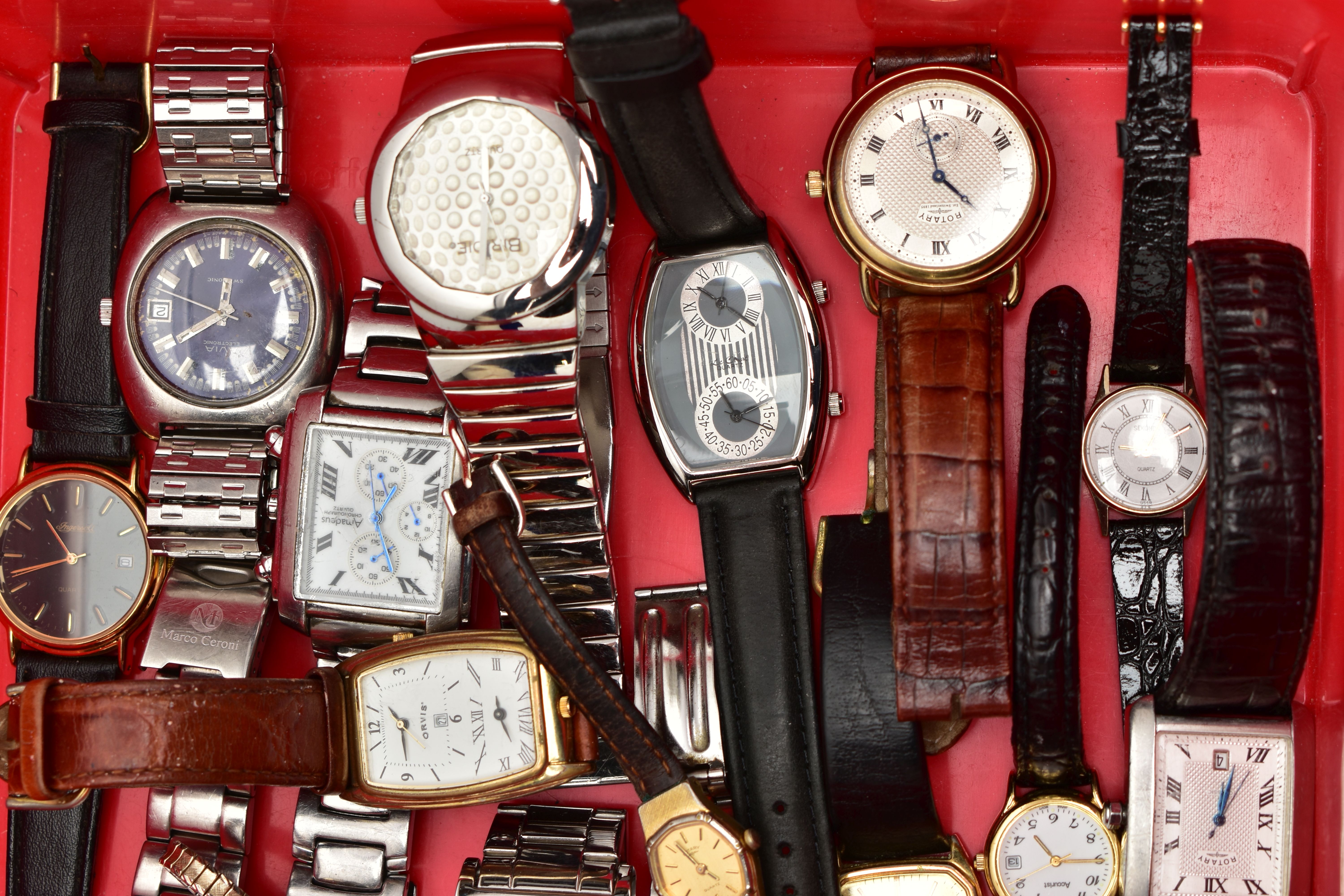 A BOX OF ASSORTED WRISTWATCHES, to include a gents 'Avia, Electronic' stainless steel wristwatch - Bild 3 aus 3