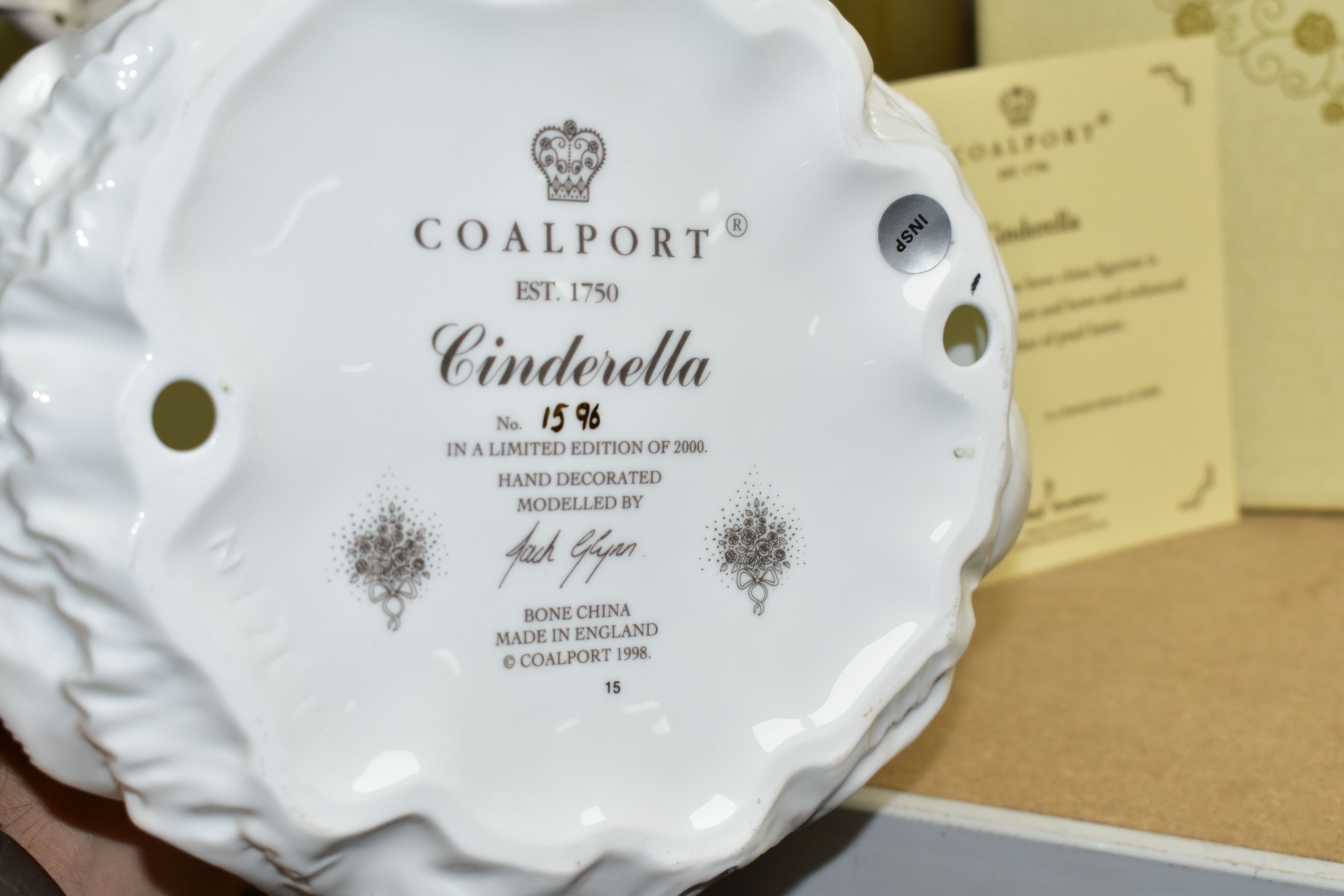 A BOXED COALPORT 'CINDERELLA' FIGURINE, limited edition numbered 1596/2000 with certificate, - Image 5 of 5