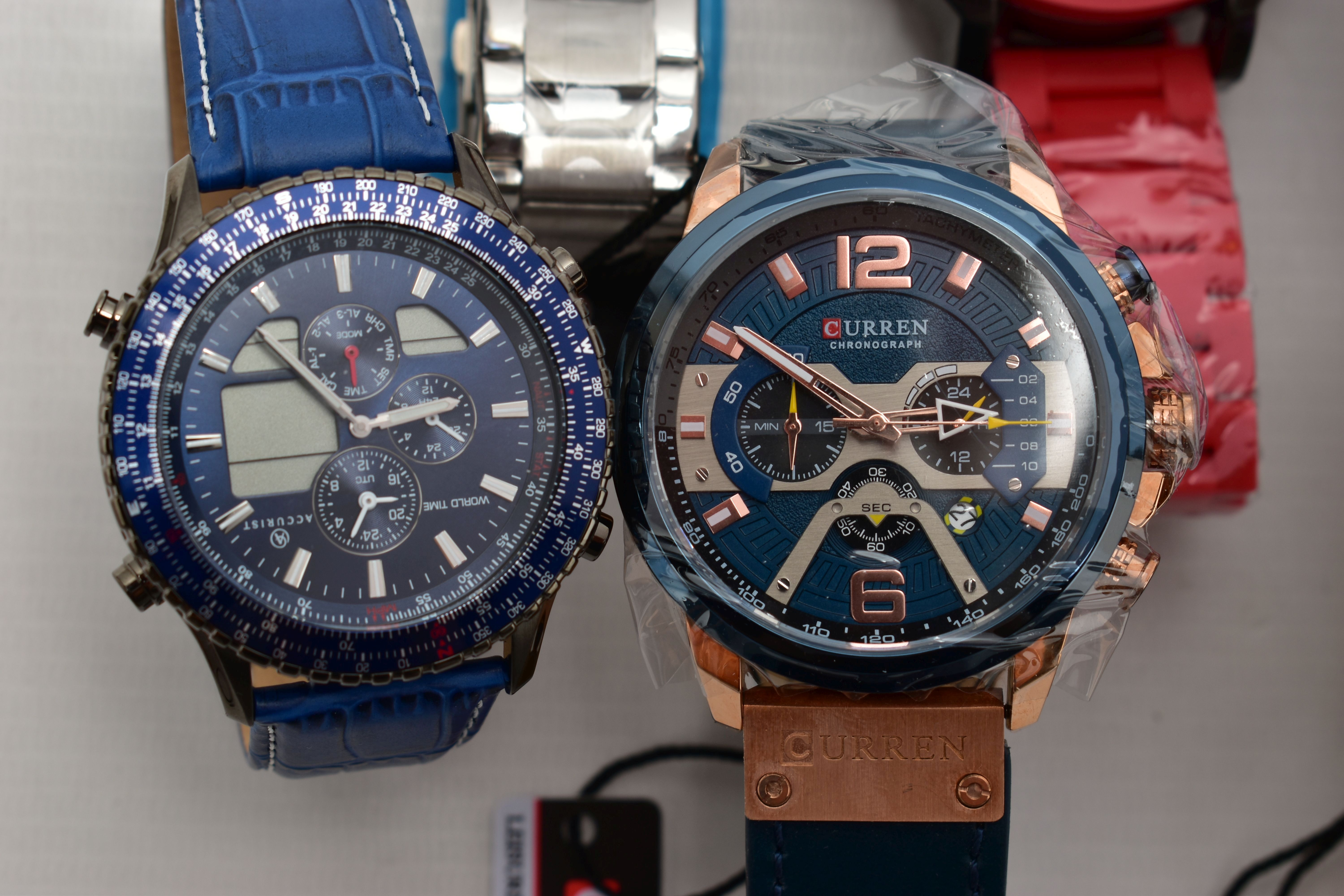 A SELECTION OF GENTS WRISTWATCHES, to include 'Invicta, joker' wristwatch, two 'Curren' - Bild 2 aus 5