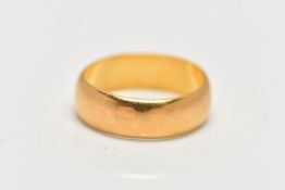 A 22CT GOLD BAND RING, designed as a plain band, hallmarked Birmingham 1986, approximate width