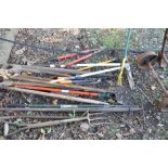A QUANTITY OF GARDEN HAND TOOLS, to include spades, forks, rakes, etc, along with a metal sack truck