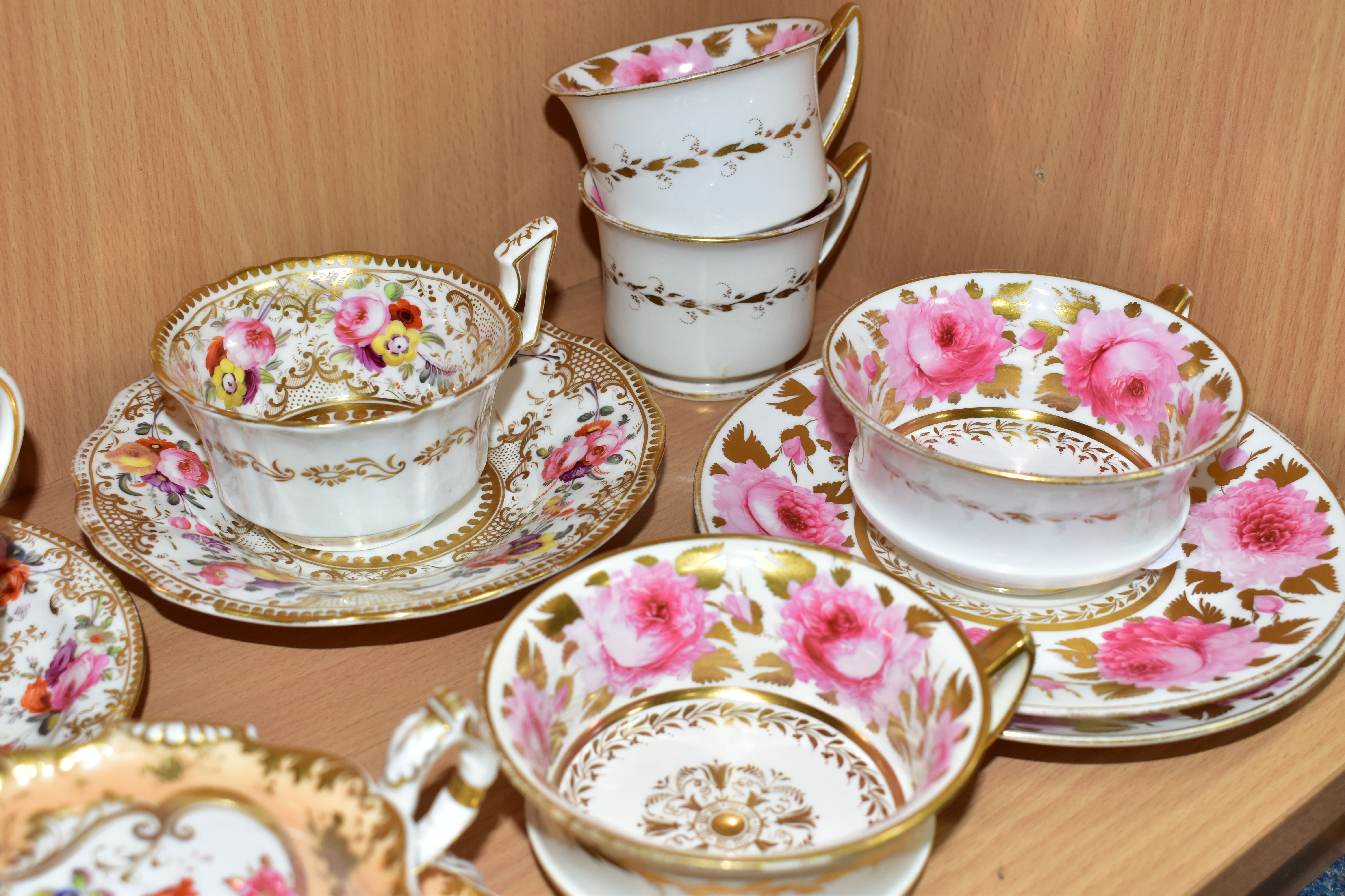 A COLLECTION OF ASSORTED 19TH CENTURY BRITISH PORCELAIN HAND PAINTED TEA WARES, including an apricot - Image 2 of 7