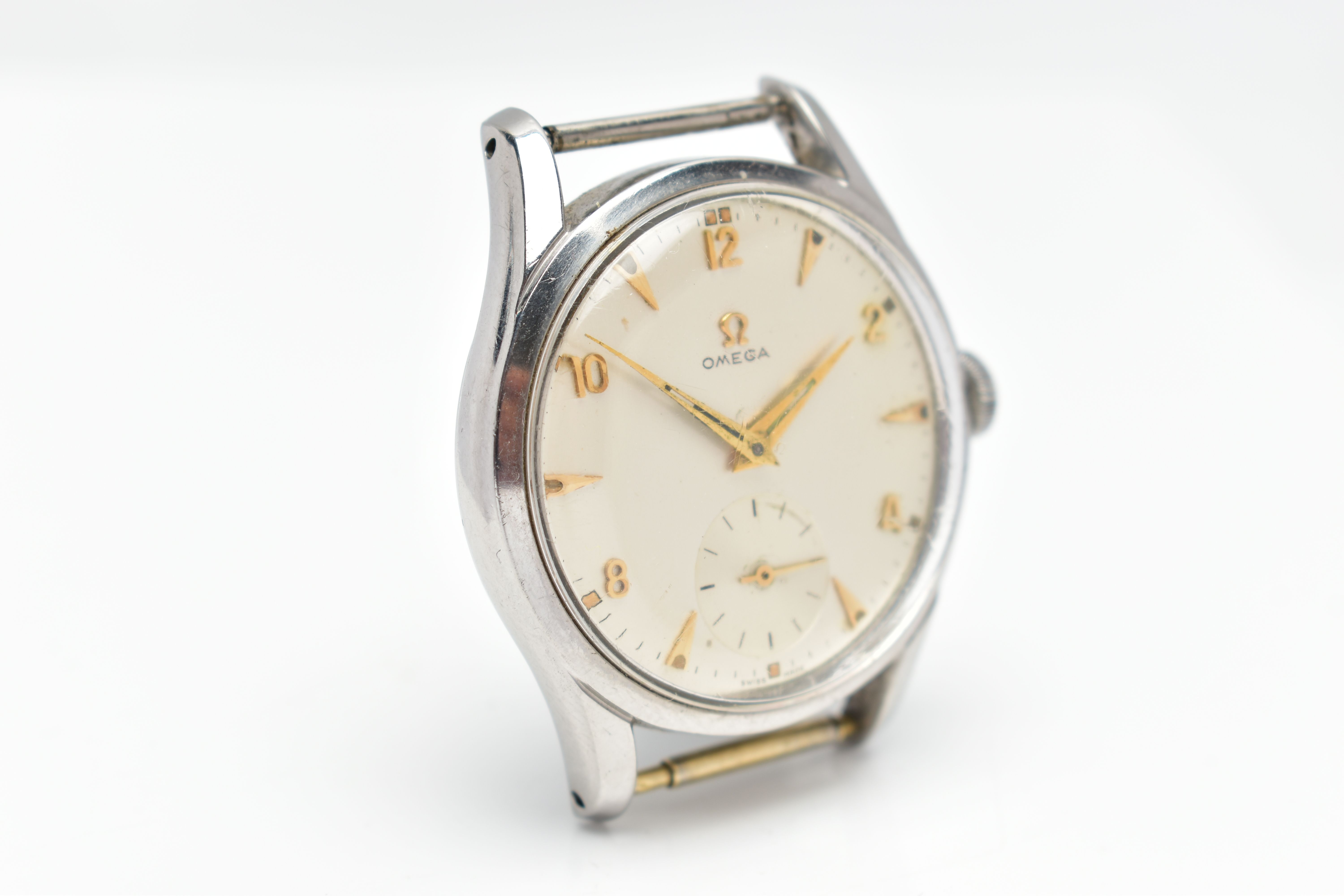 A 1950s VINTAGE OMEGA MANUAL WIND WRISTWATCH, the cream dial with luminescent gold tone hourly - Image 2 of 7