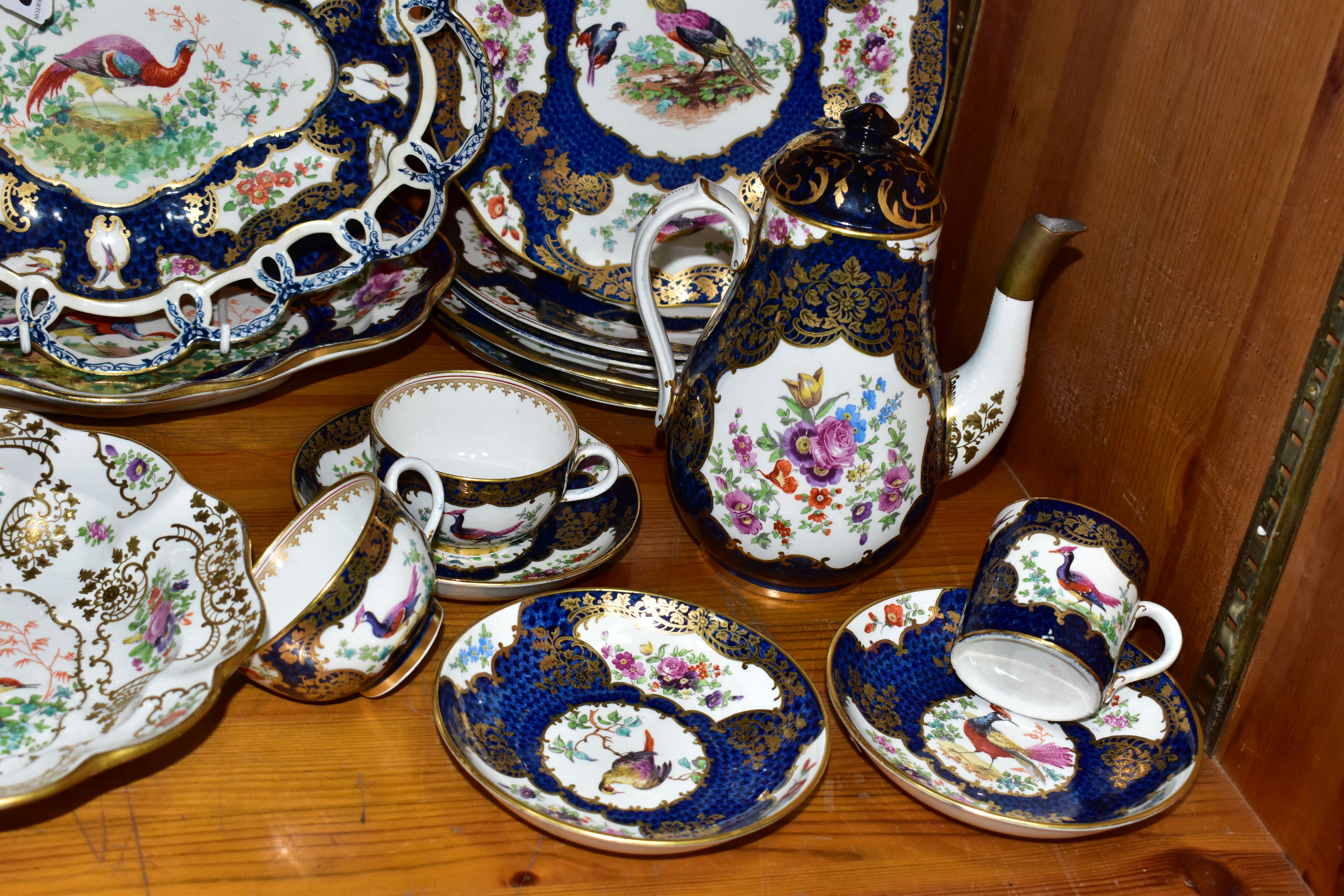 FIFTEEN PIECES OF BOOTHS 'CHELSEA BIRDS' AND SIMILAR DINNERWARES, comprising an octagonal wavy edged - Image 8 of 8