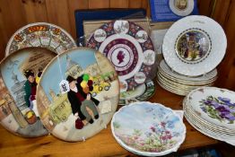 A GROUP OF ROYAL DOULTON BALLOON SELLER PLATES AND OTHER COLLECTORS PLATES, to include Royal Doulton
