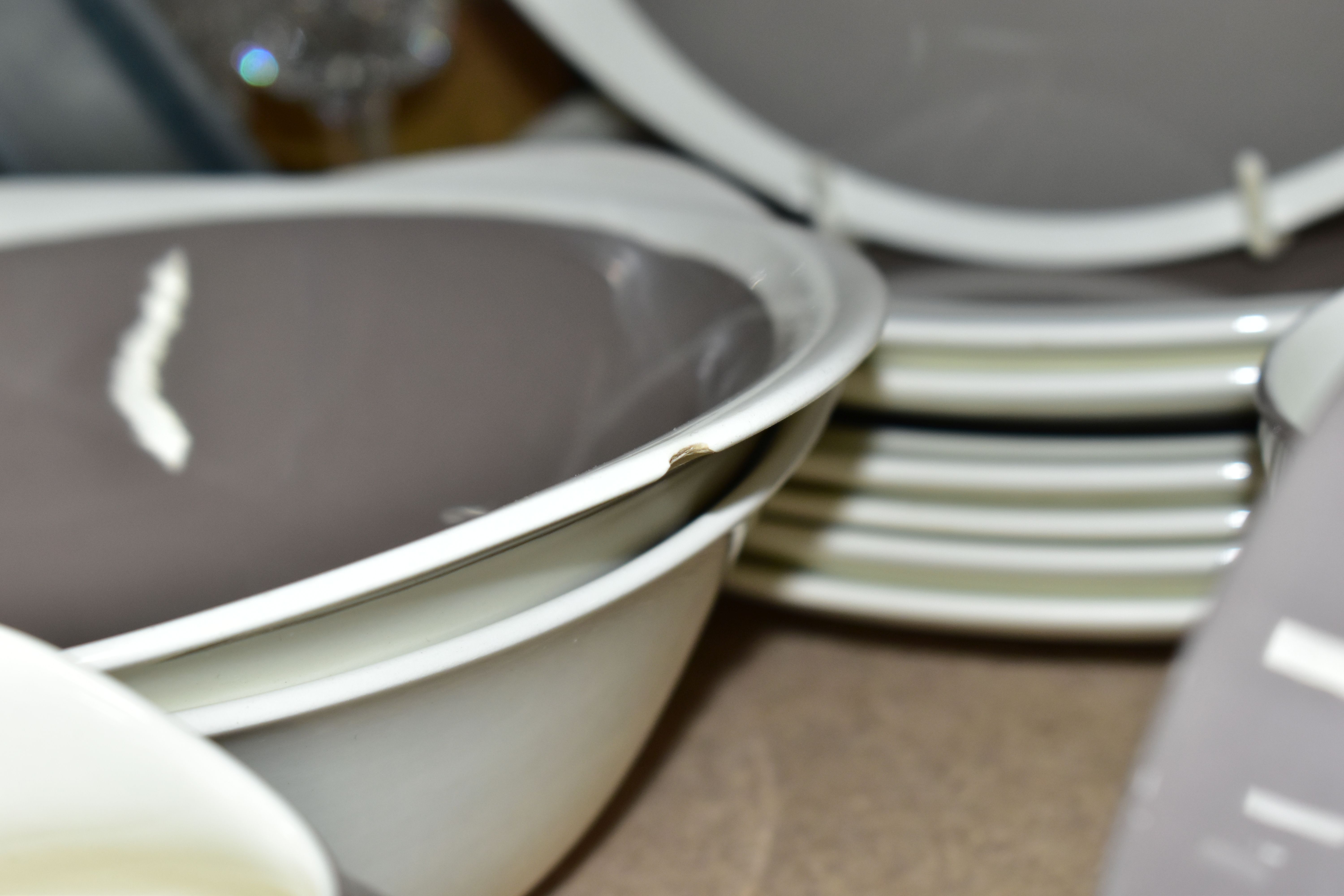 A PART DINNER SET OF WEDGWOOD OF ETRURIA & BARLASTON IN GREY AND WHITE 1950'S STYLE, comprising - Image 5 of 5