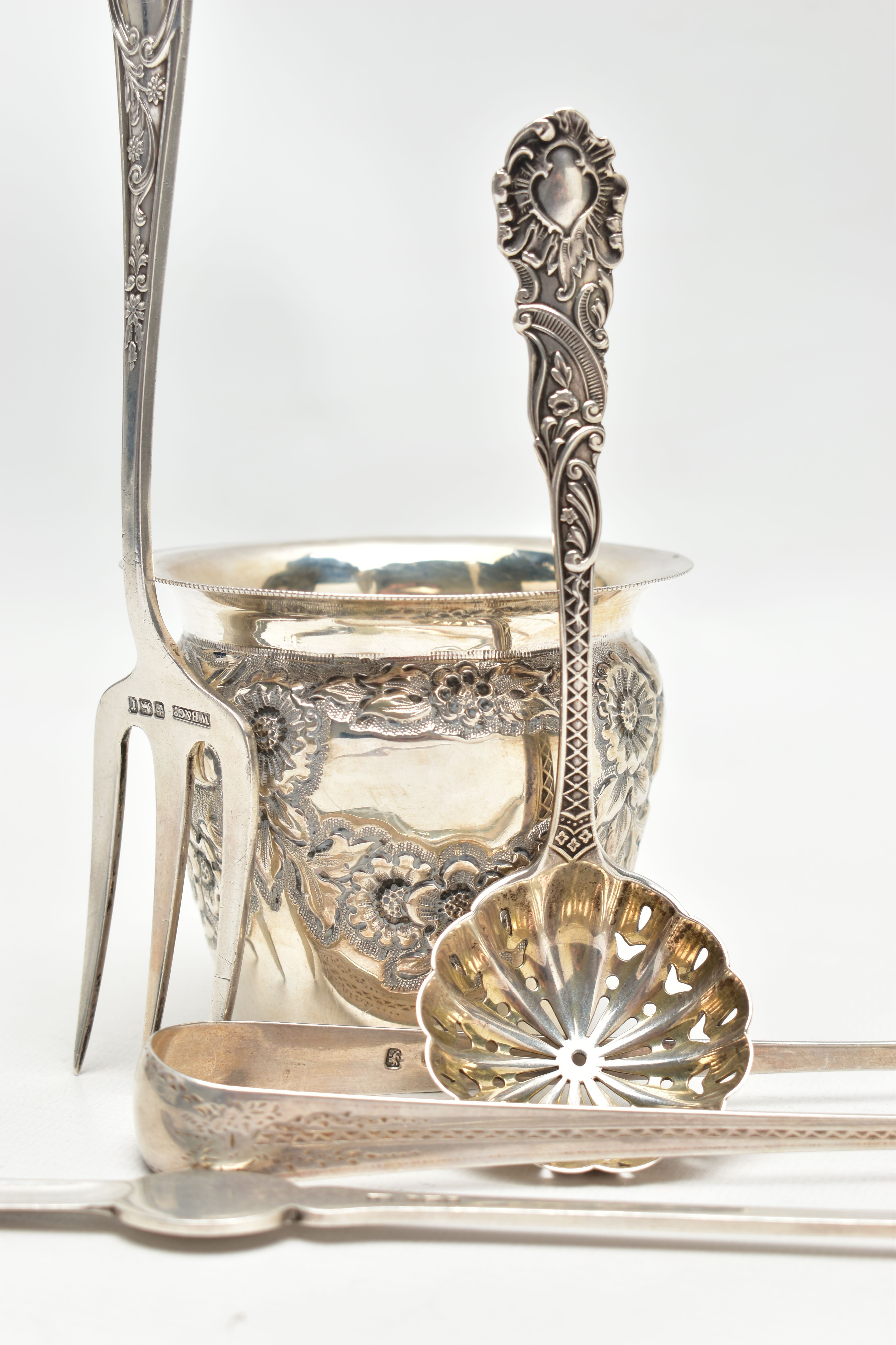 A SELECTION OF SILVER ITEMS, to include an embossed floral desinged pot, hallmarked 'James - Image 3 of 6