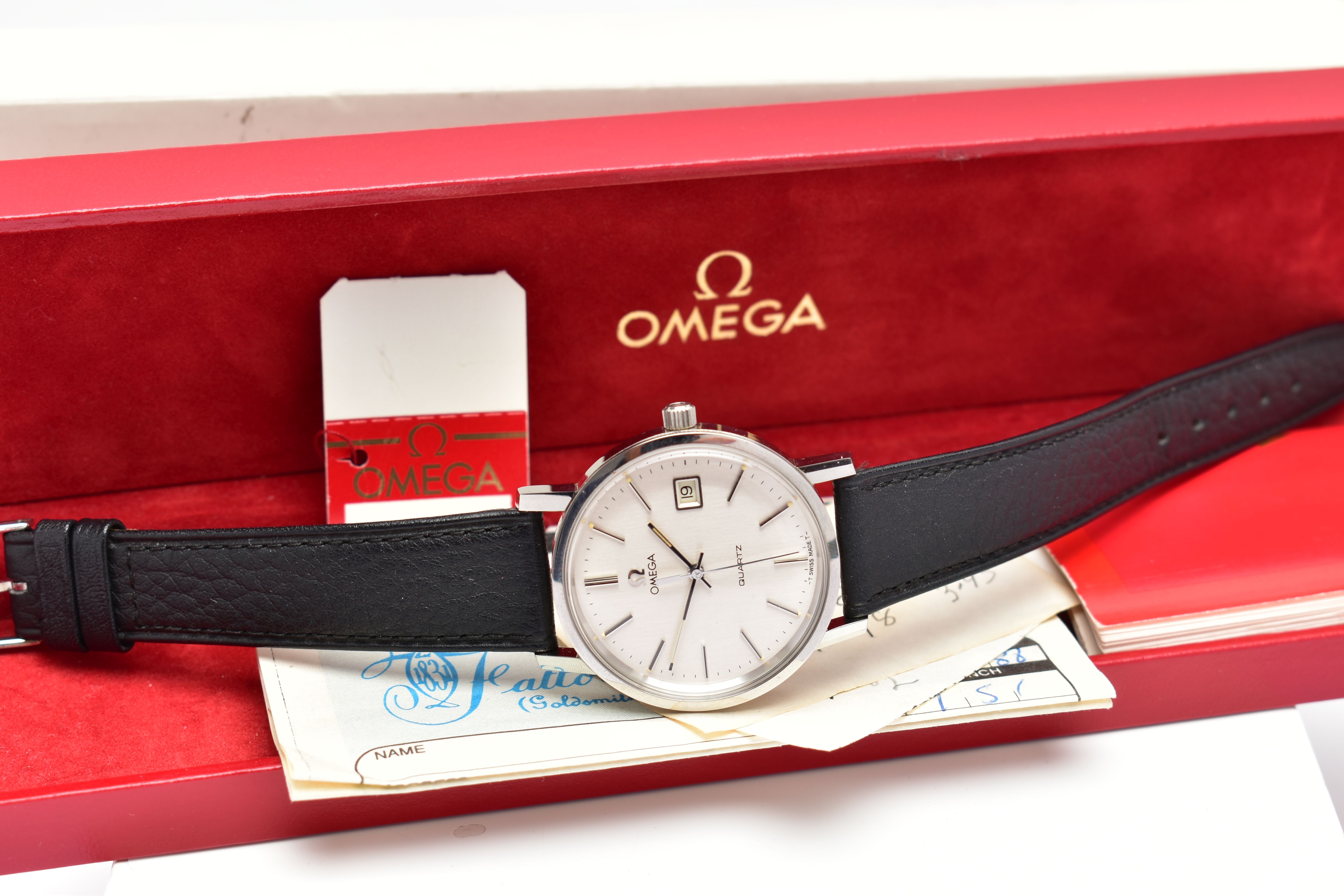 A GENTLEMANS OMEGA WRISTWATCH, the circular champagne dial, with baton hourly markers, date window - Image 7 of 8