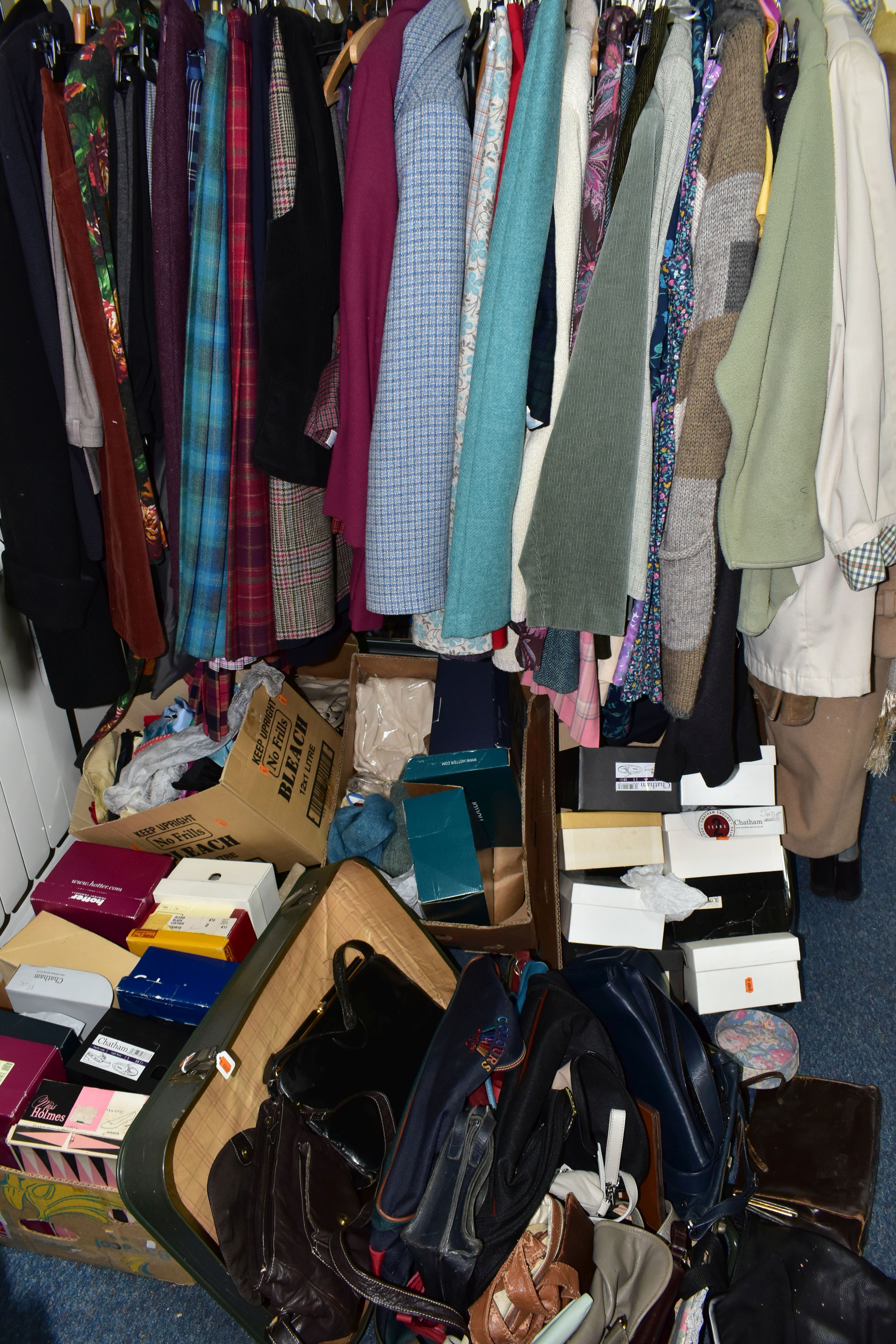 A QUANTITY OF LADIES' CLOTHING, SHOES, HANDBAGS AND ACCESSORIES, to include over fifty ladies'