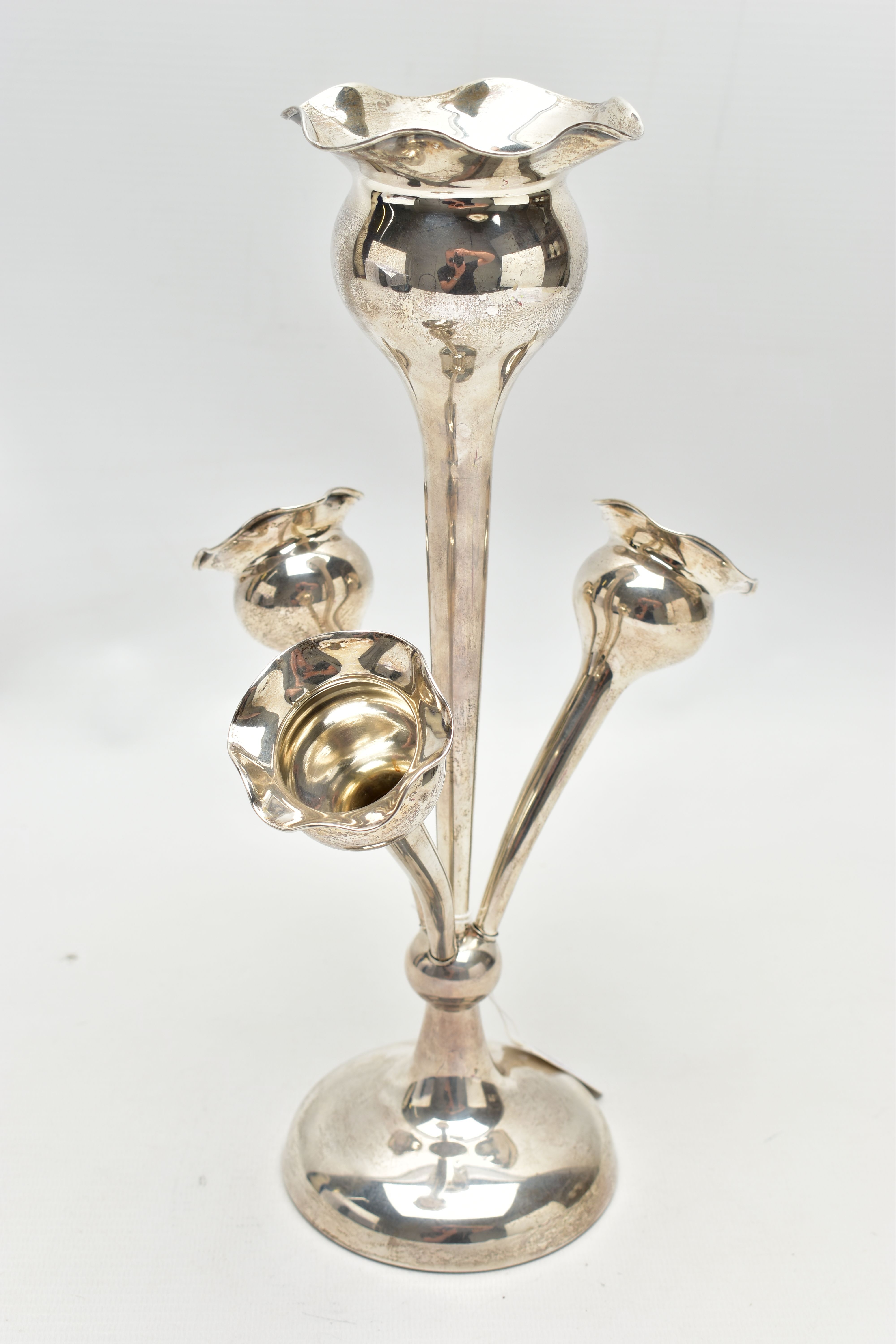 A SILVER FLOWER CENTRE PIECE, featuring four flower holders, each with a wavy rim and tapered - Image 3 of 6