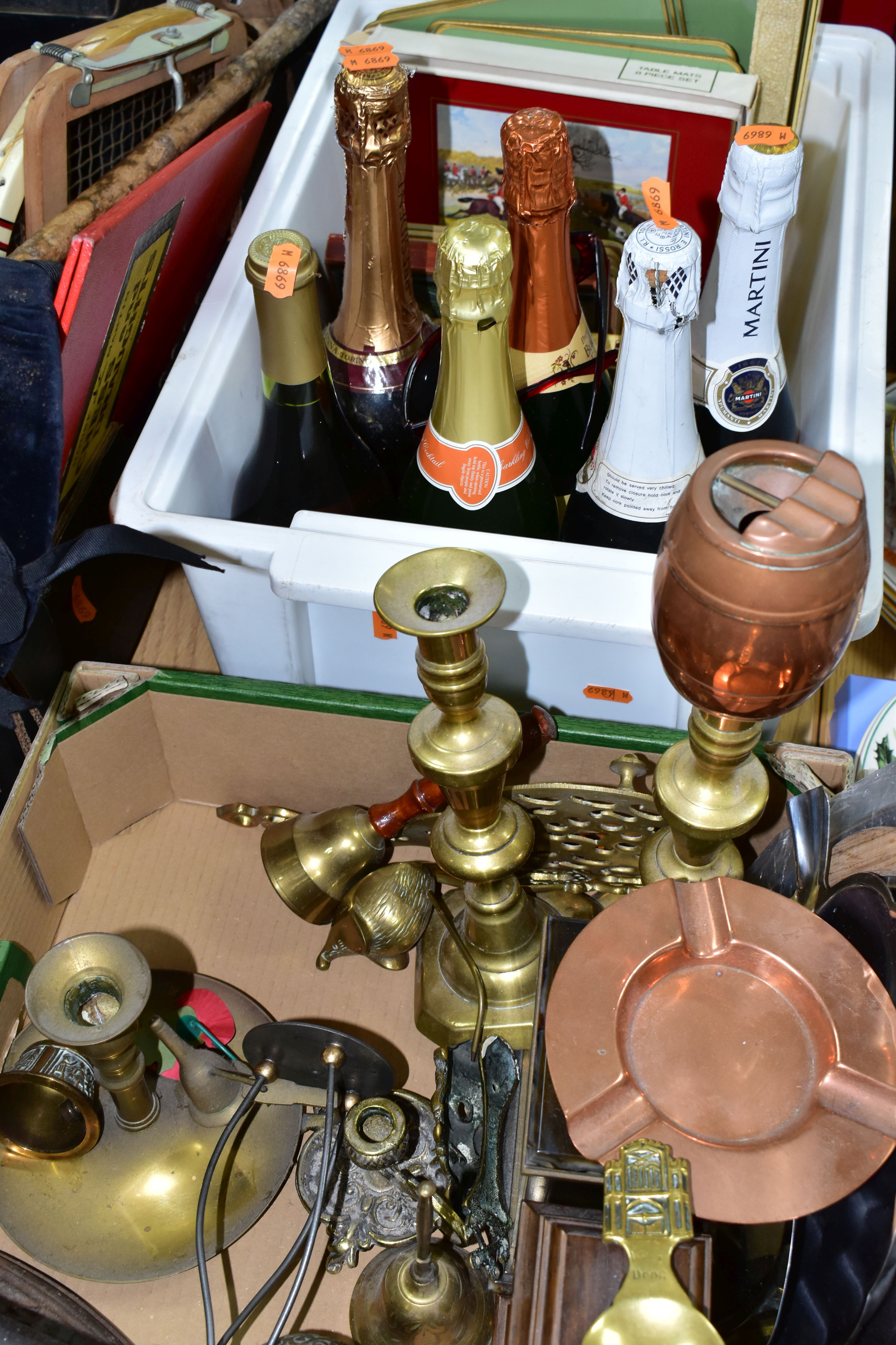 FIVE BOXES OF METALWARE HOUSEHOLD SUNDRIES AND TREEN, to include a large Conch shell, two wooden - Image 7 of 8