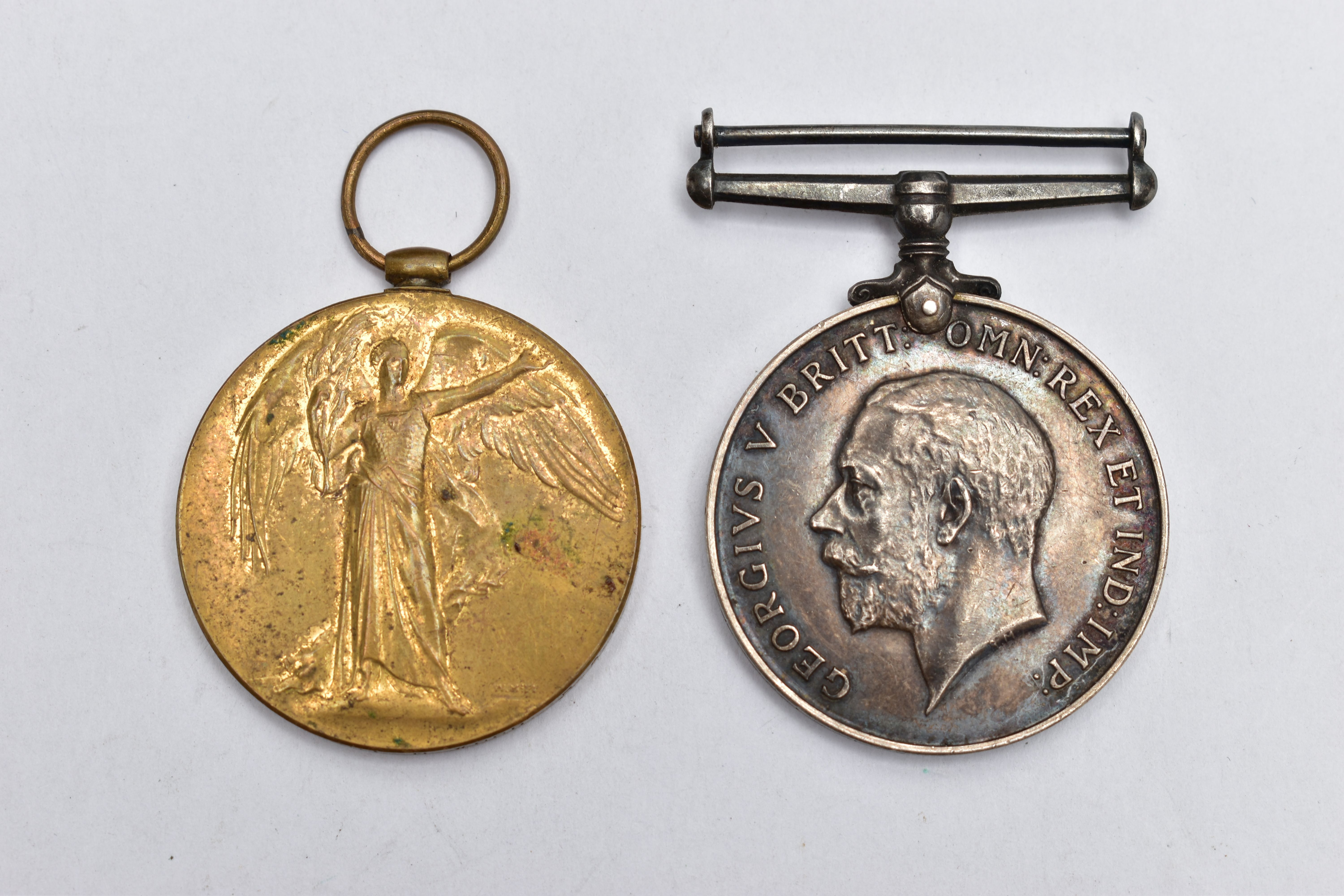 A GROUP OF WWI MEDALS, together with other Insignia relating to the Service of an RAF Officer, - Image 4 of 9