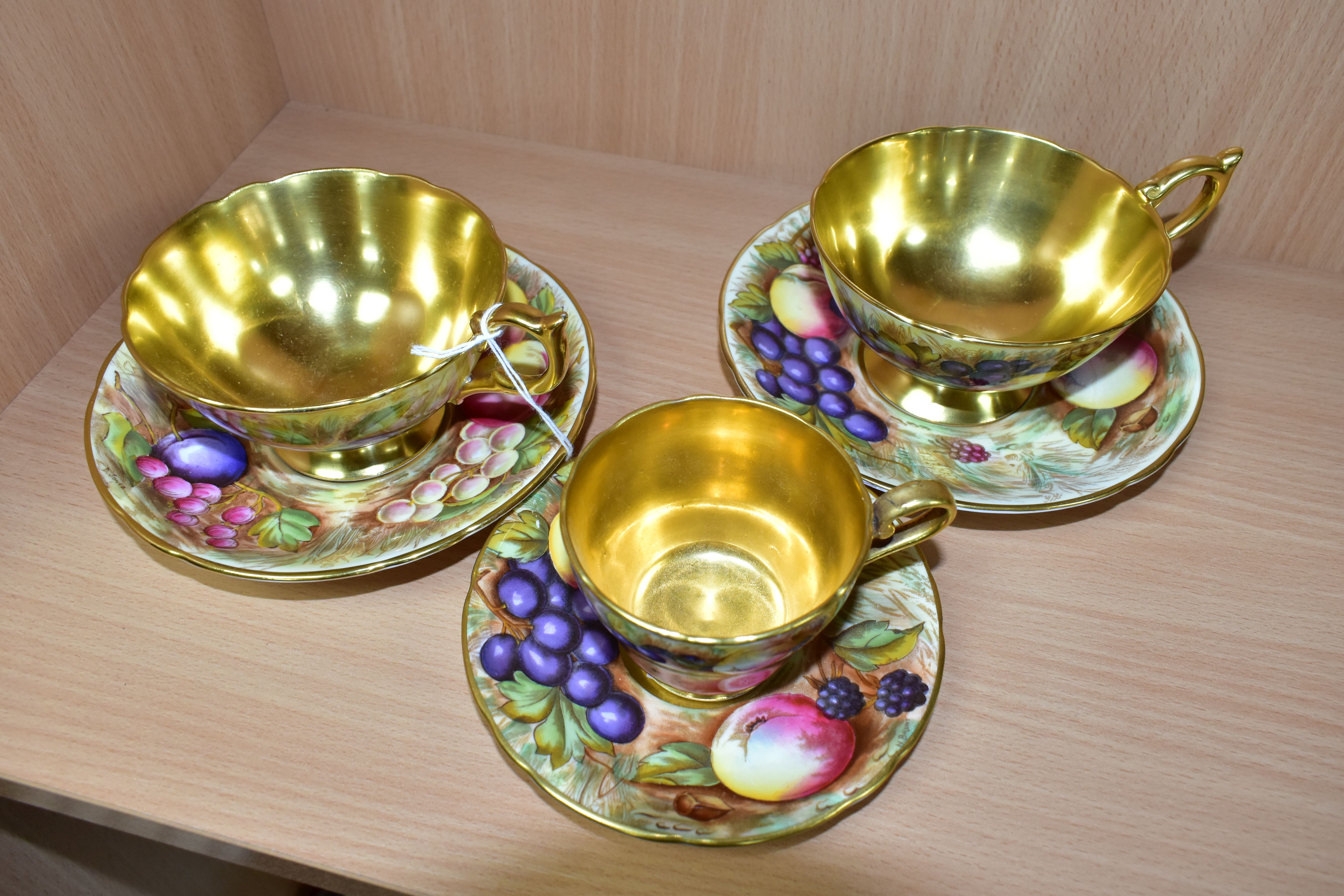 TWO AYNSLEY FRUIT DECORATED TEA CUPS AND SAUCERS SIGNED D.JONES AND A COFFEE CUP AND SAUCER SIGNED - Image 2 of 5