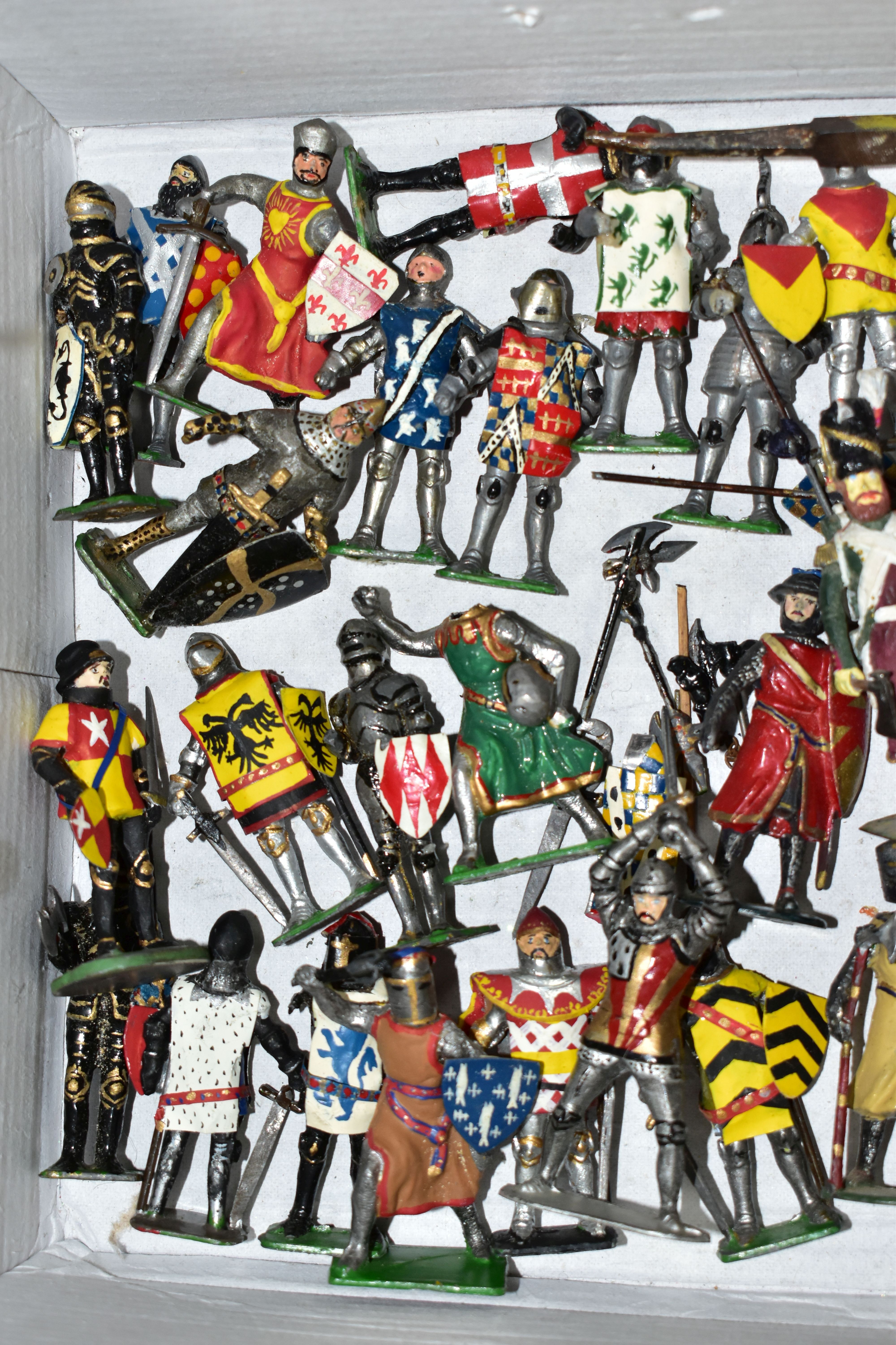 ONE BOX OF FORTY FIVE LEAD TOY SOLDIERS, comprising Cherilea and other assorted 1950's medieval - Image 2 of 3