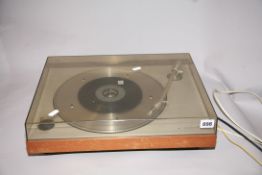 A BANG AND OLUFSEN BEOFRAM 1202 TURNTABLE ( PAT pass and working) Condition is very good no cracks