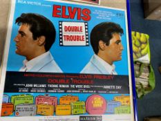 A COLLECTION OF SIXTEEN LPs BY ELVIS PRESLEY mostly red dot reissues including Kissin Cousins,