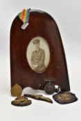 A GROUP OF WWI MEDALS, together with other Insignia relating to the Service of an RAF Officer,