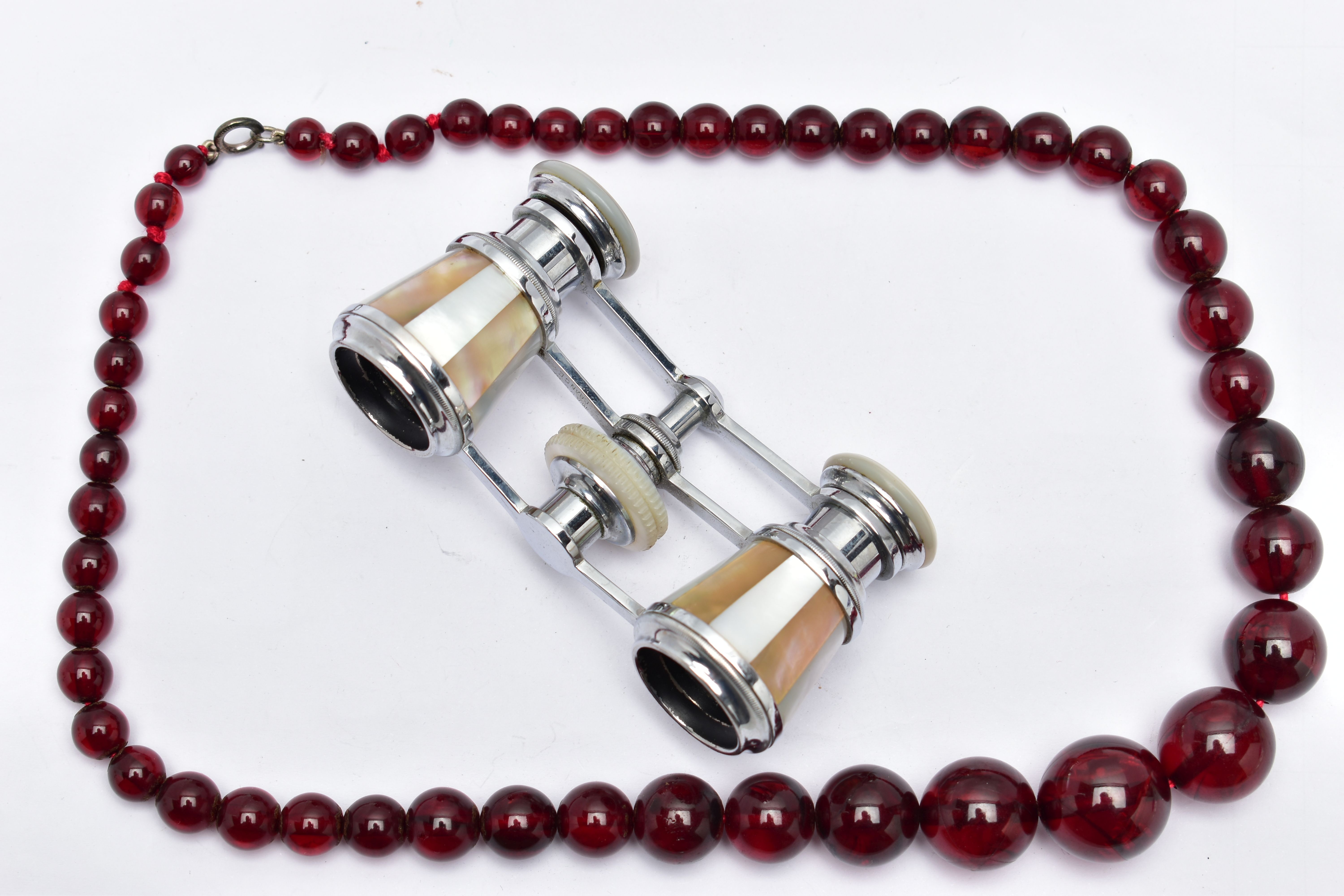 A PAIR OF MOTHER OF PEARL OPERA GLASSES AND A BEADED NECKLACE, the white metal and mother of pearl - Image 2 of 4