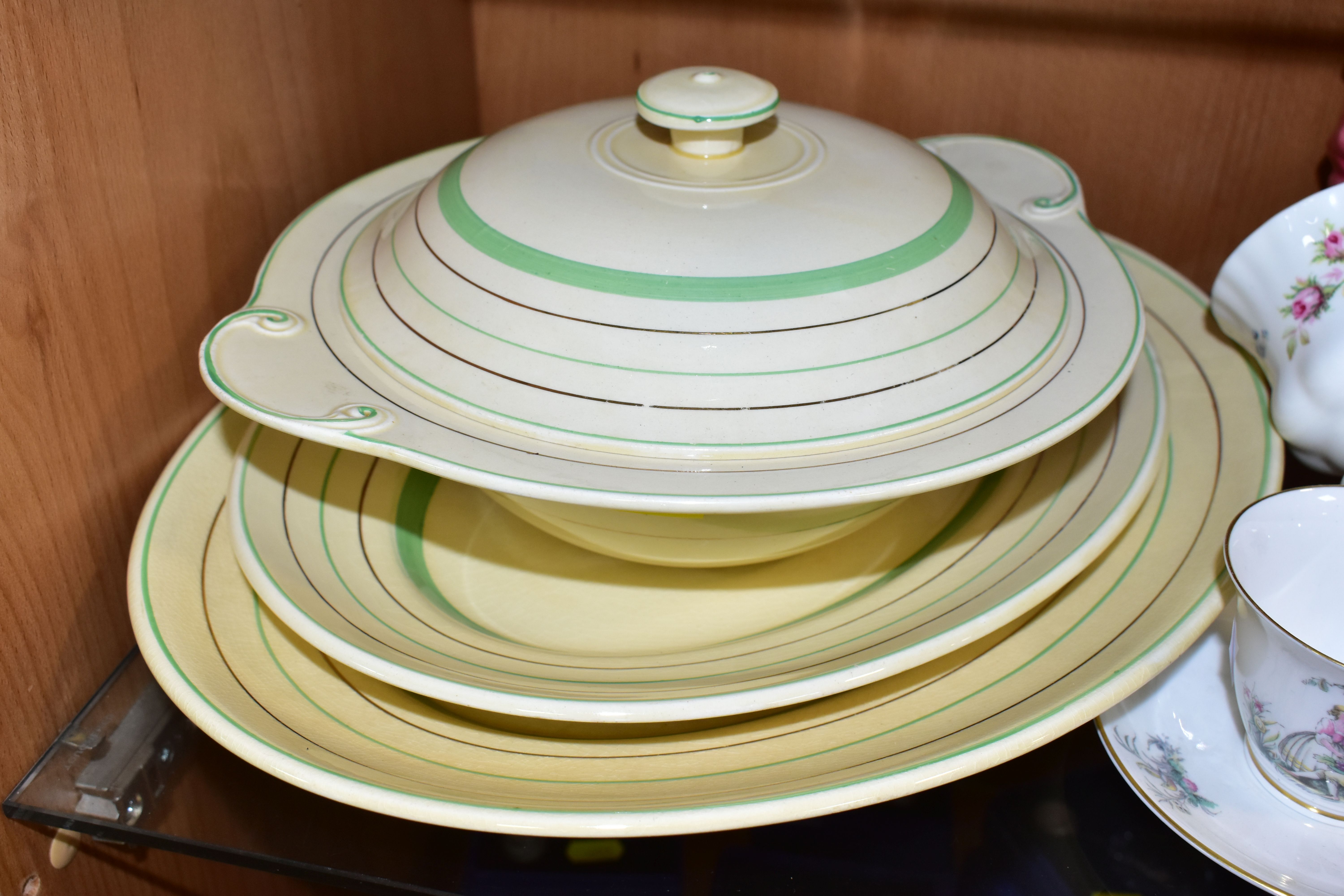 A GROUP OF CERAMICS, comprising a Clarice Cliff for Newport Pottery tureen and two meat plates - Image 6 of 7