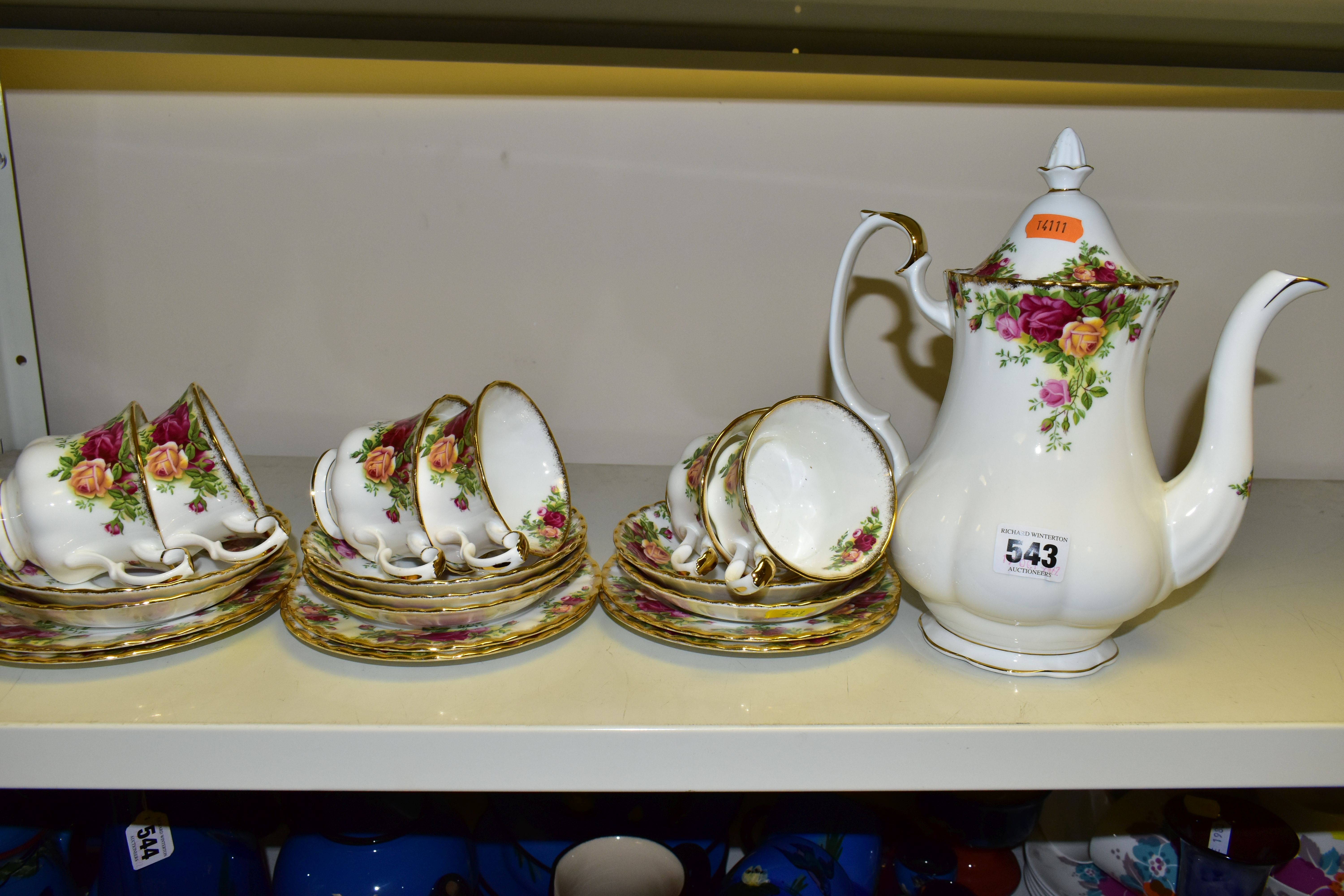 A TWENTY PIECE ROYAL ALBERT OLD COUNTRY ROSES PART COFFEE/TEA SET, comprising a coffee pot, six