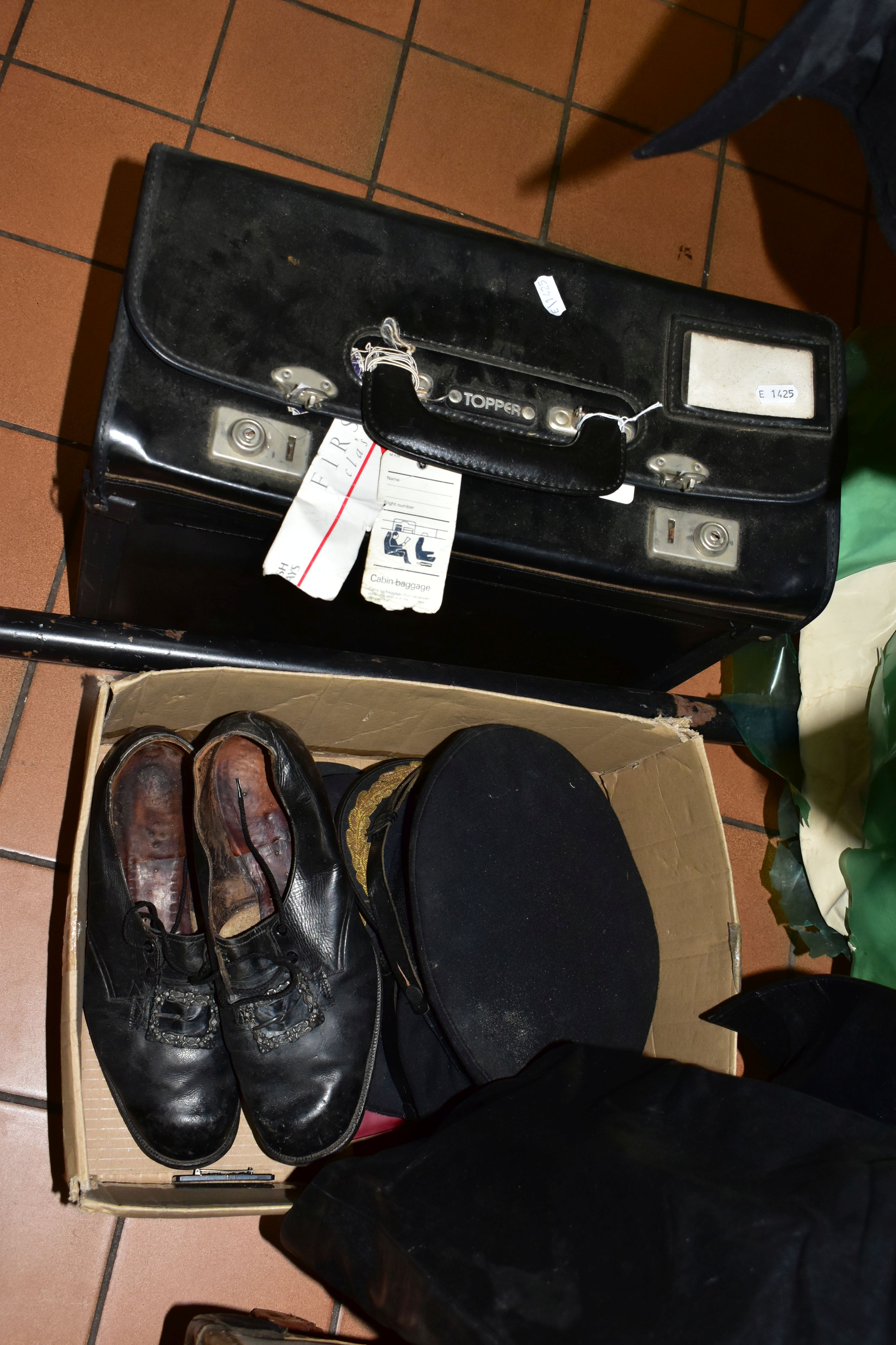 A GROUP OF VINTAGE BRITISH UNIFORMS, comprising a British Airways Captain's jacket, a Captain's ' - Image 6 of 7