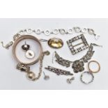 A SMALL QUANTITY OF JEWELLERY, to include an openwork circular link line bracelet with fold over