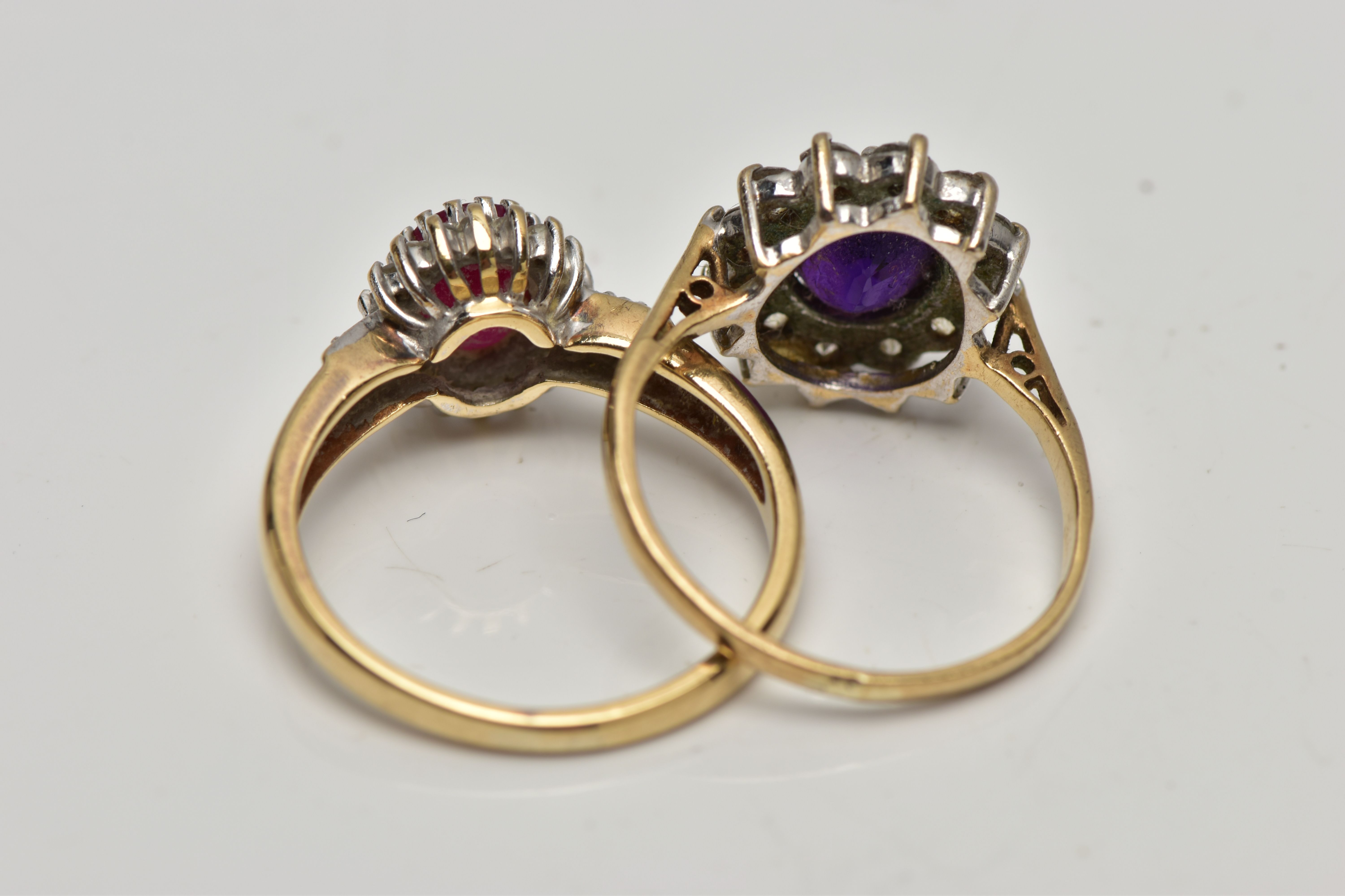 A SELECTION OF JEWELLERY, to include a 9ct gold glass filled ruby and diamond cluster ring, - Image 5 of 6