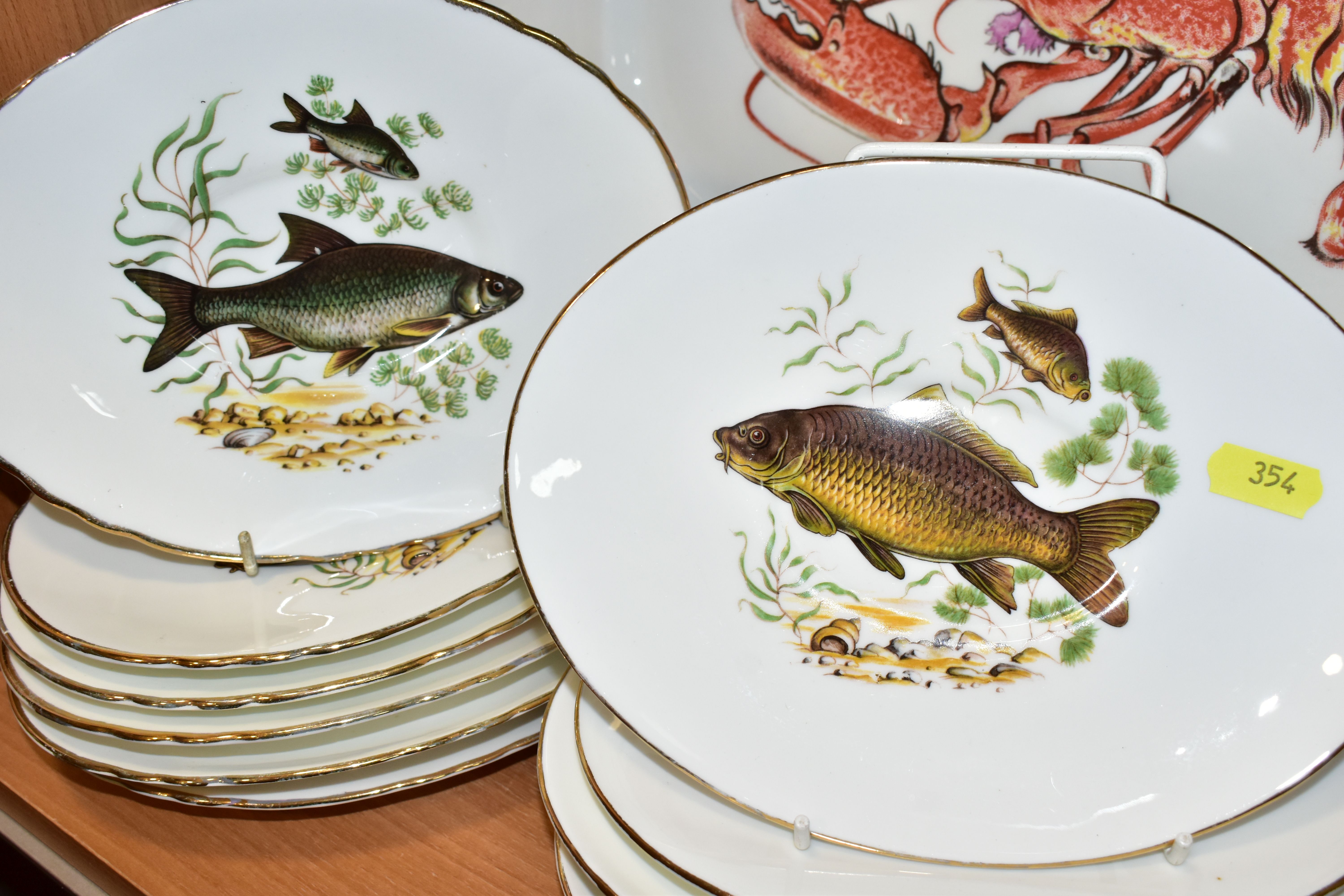TWELVE PIECES OF AYNSLEY BONE CHINA PRINTED WITH FISH AND SHELLFISH DESIGNS, comprising an oval - Image 2 of 7