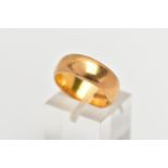 A 22CT GOLD BAND RING, plain polished band, approximate dimensions width 6.5mm x depth 1mm,