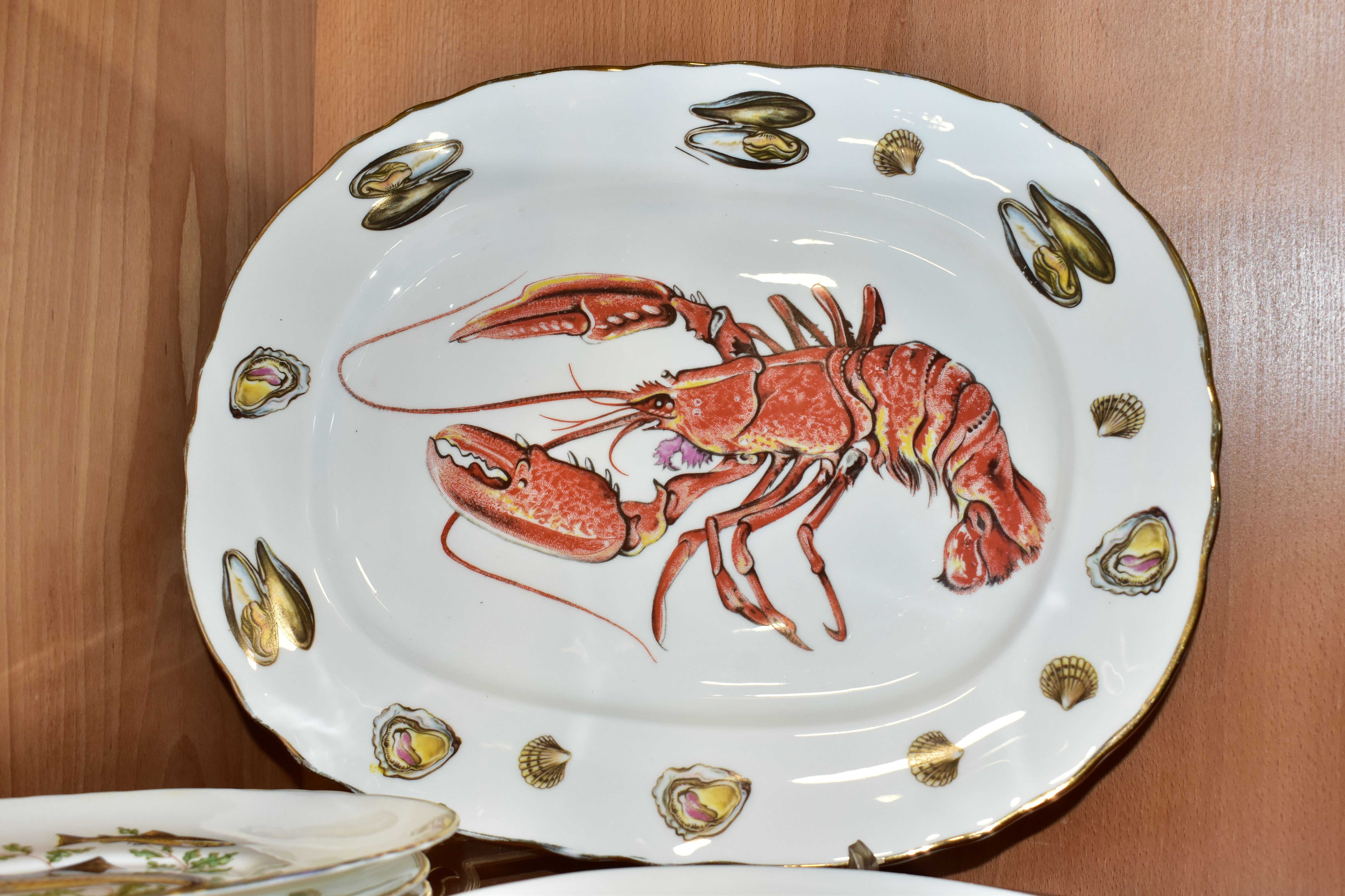 TWELVE PIECES OF AYNSLEY BONE CHINA PRINTED WITH FISH AND SHELLFISH DESIGNS, comprising an oval - Image 6 of 7