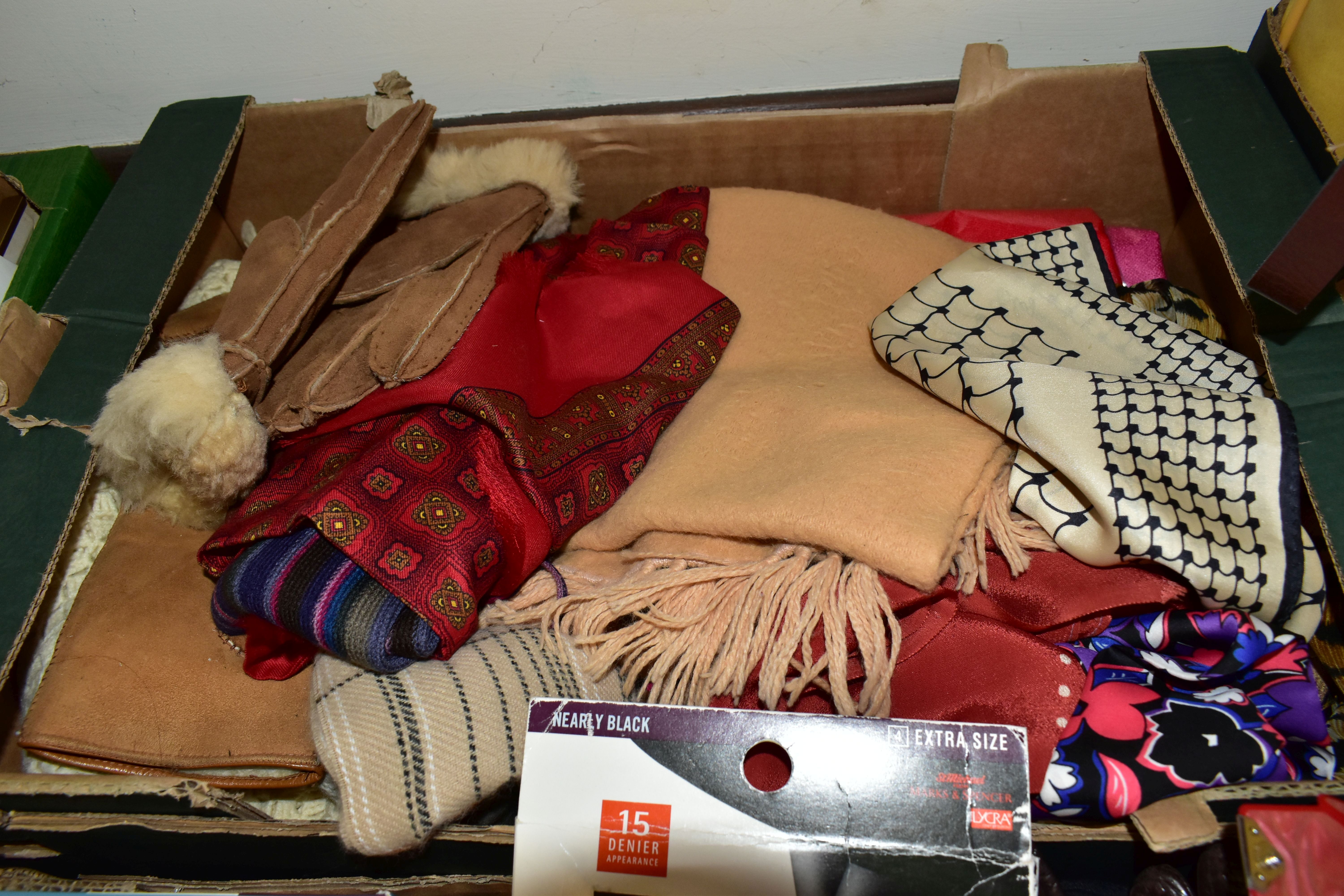 FIVE BOXES OF LADIES, BAGS, SHOES AND GLOVES, to include twenty six new and unused pairs of M&S - Image 7 of 7