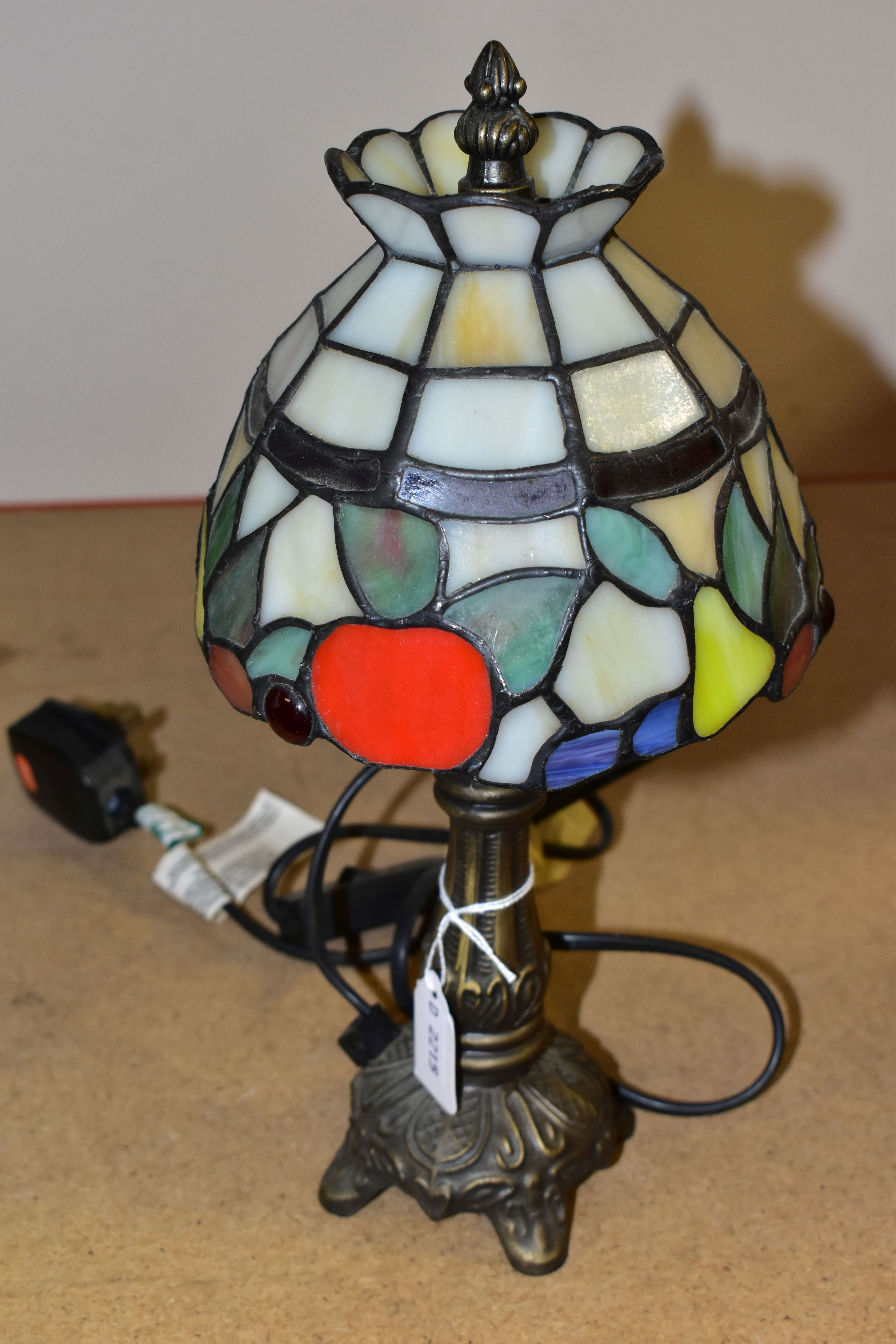 A SMALL TIFFANY STYLE TABLE LAMP, the glass shade is decorated with red apples and yellow pears, - Image 2 of 3